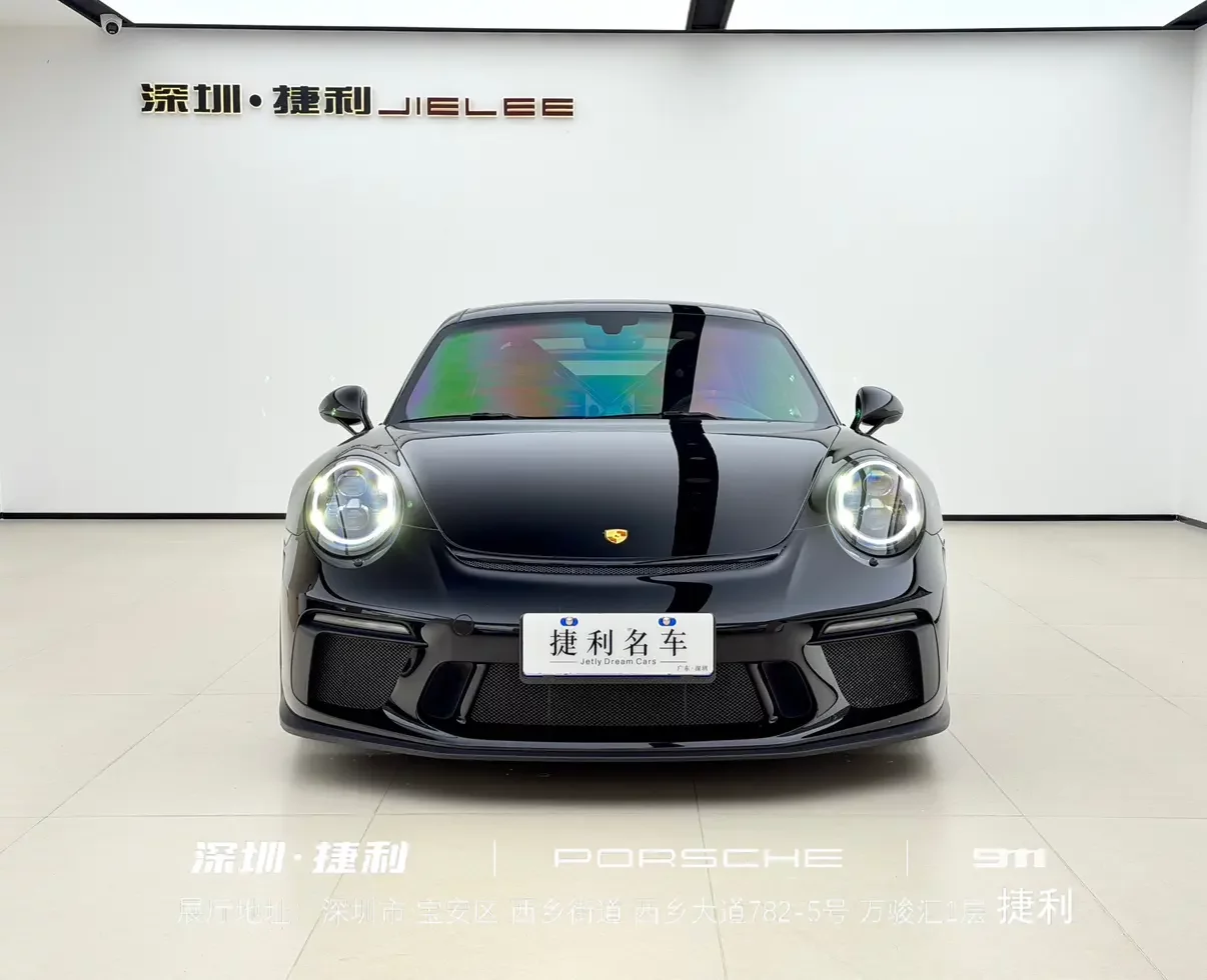 Porsche 911