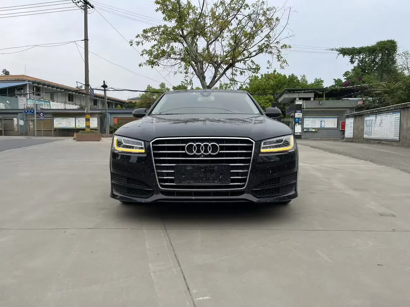 Audi A8