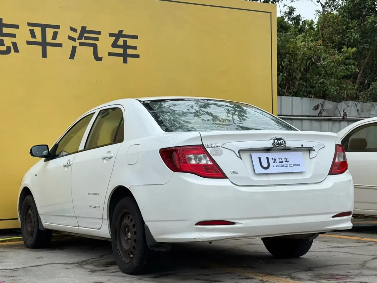 BYD F3