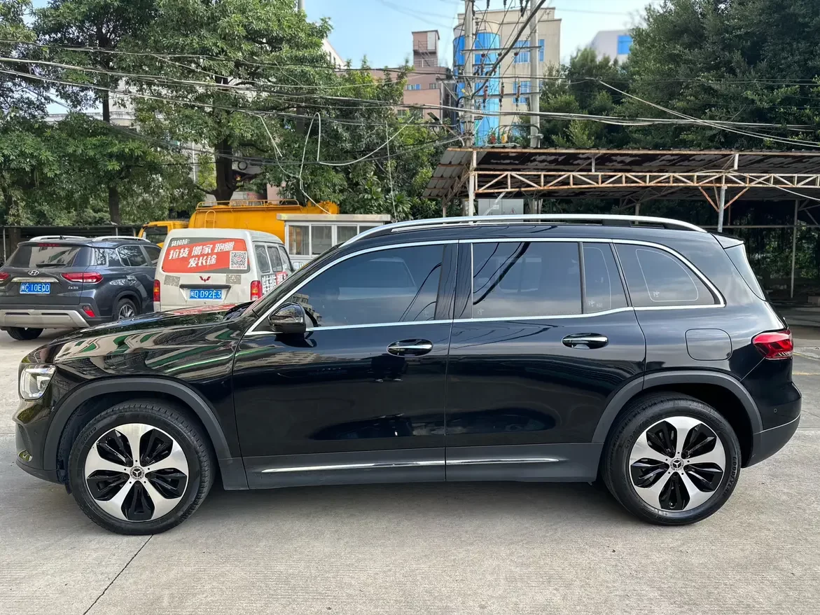 Mercedes-Benz GLB