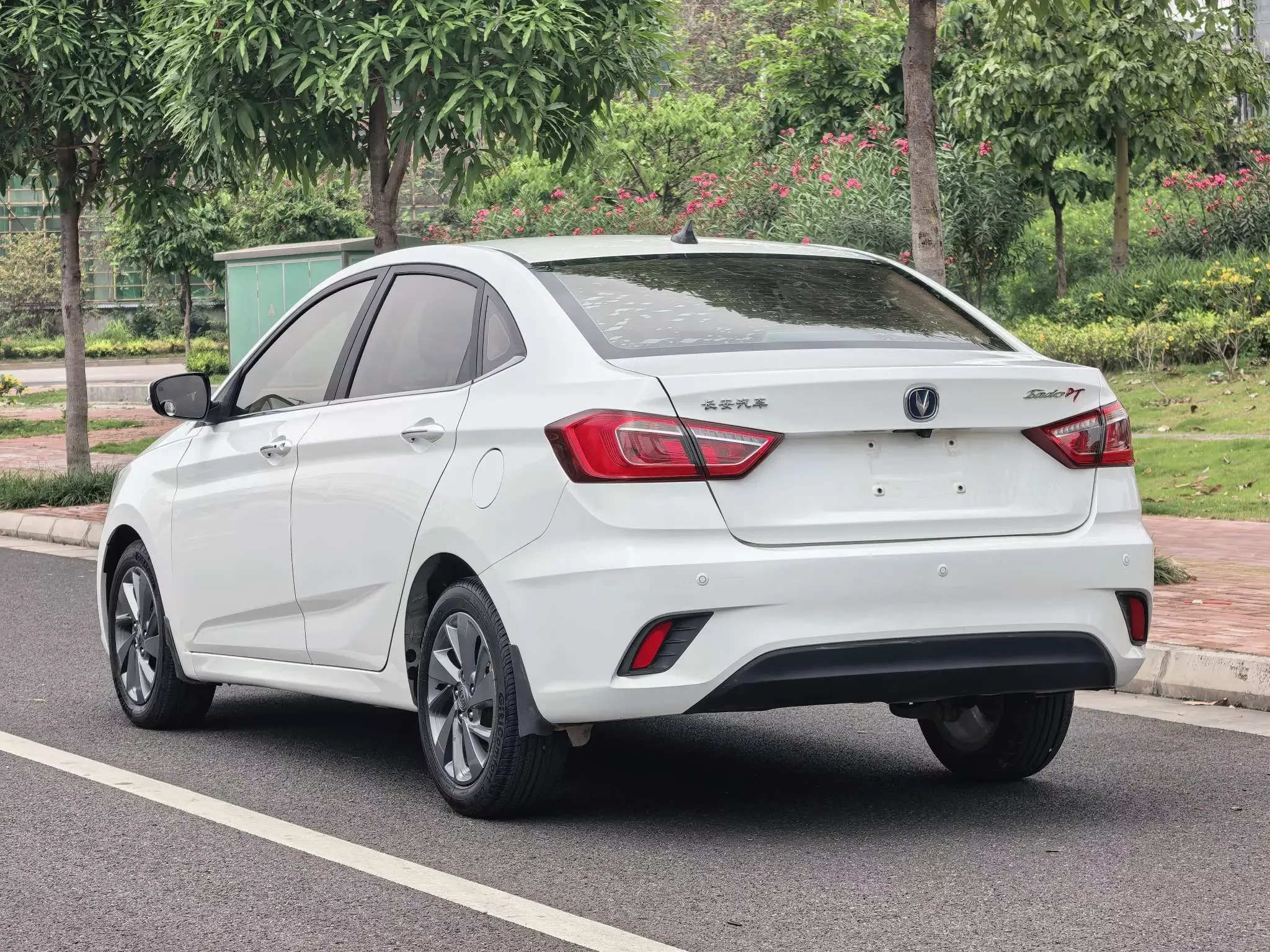Changan Eado DT
