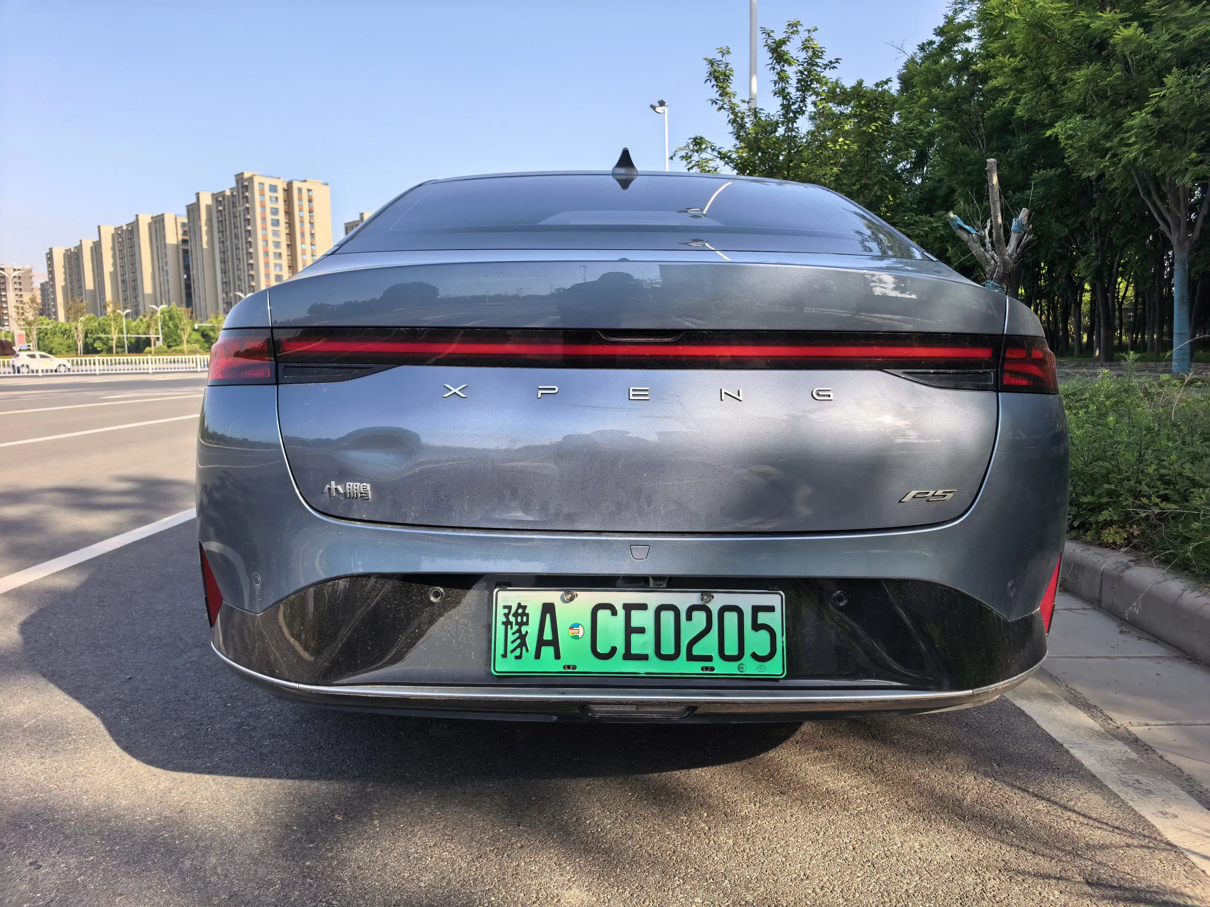 Xpeng P5
