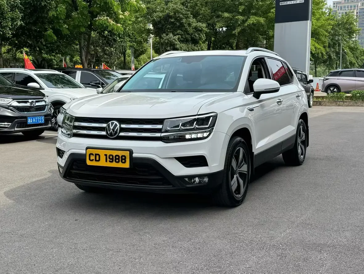 Volkswagen Tharu