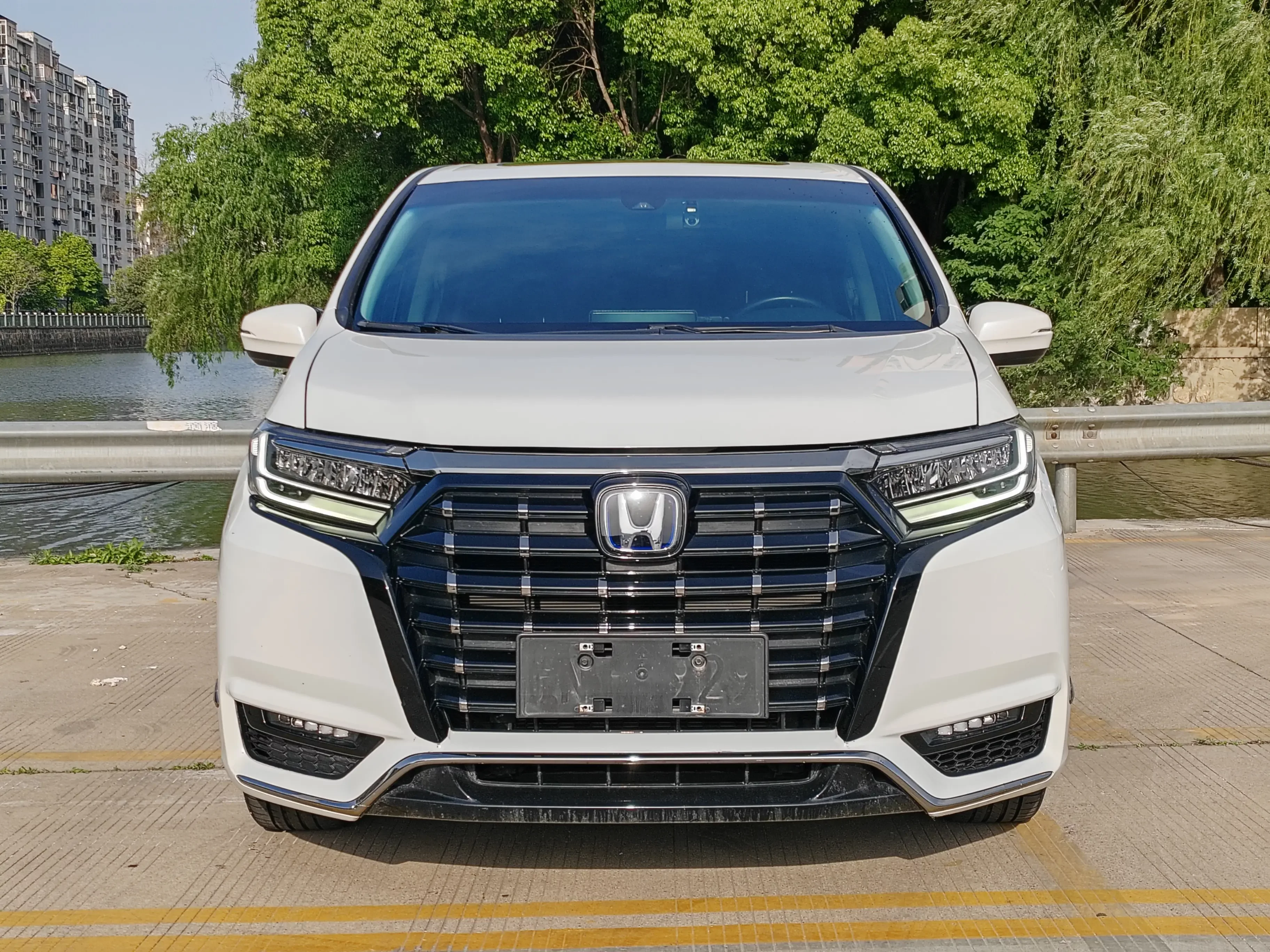Honda Elysion