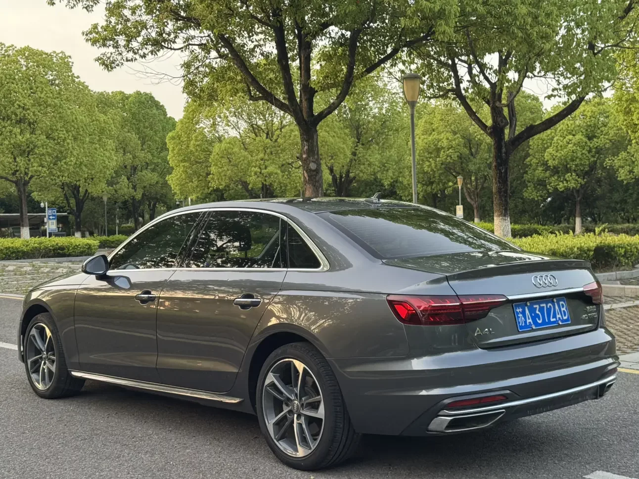 Audi A4L