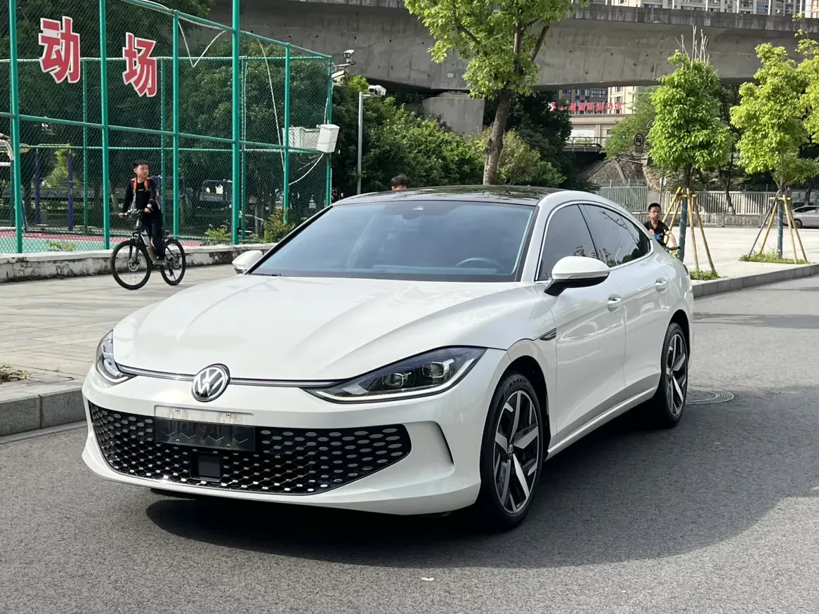 Volkswagen Lamando