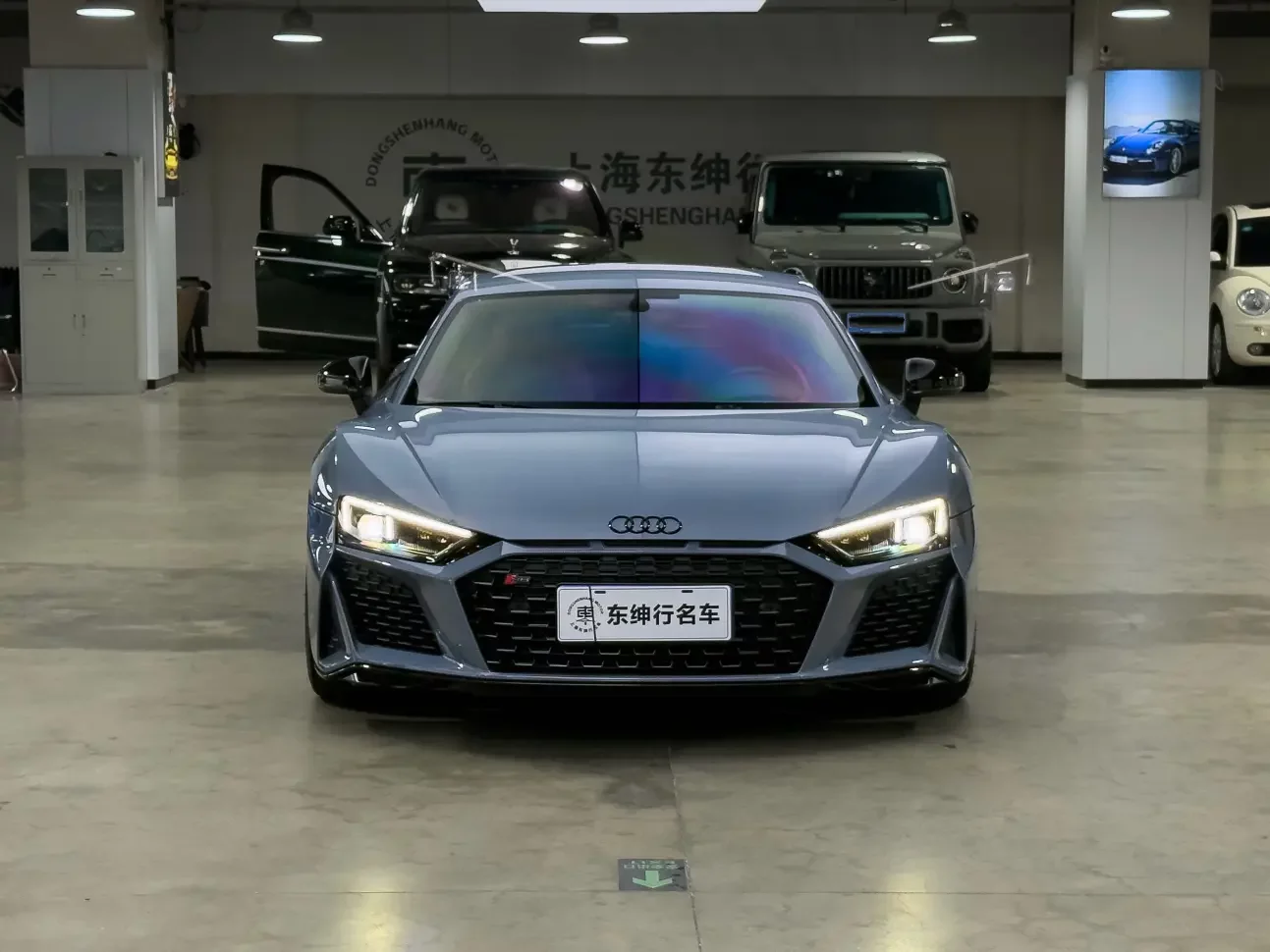Audi R8