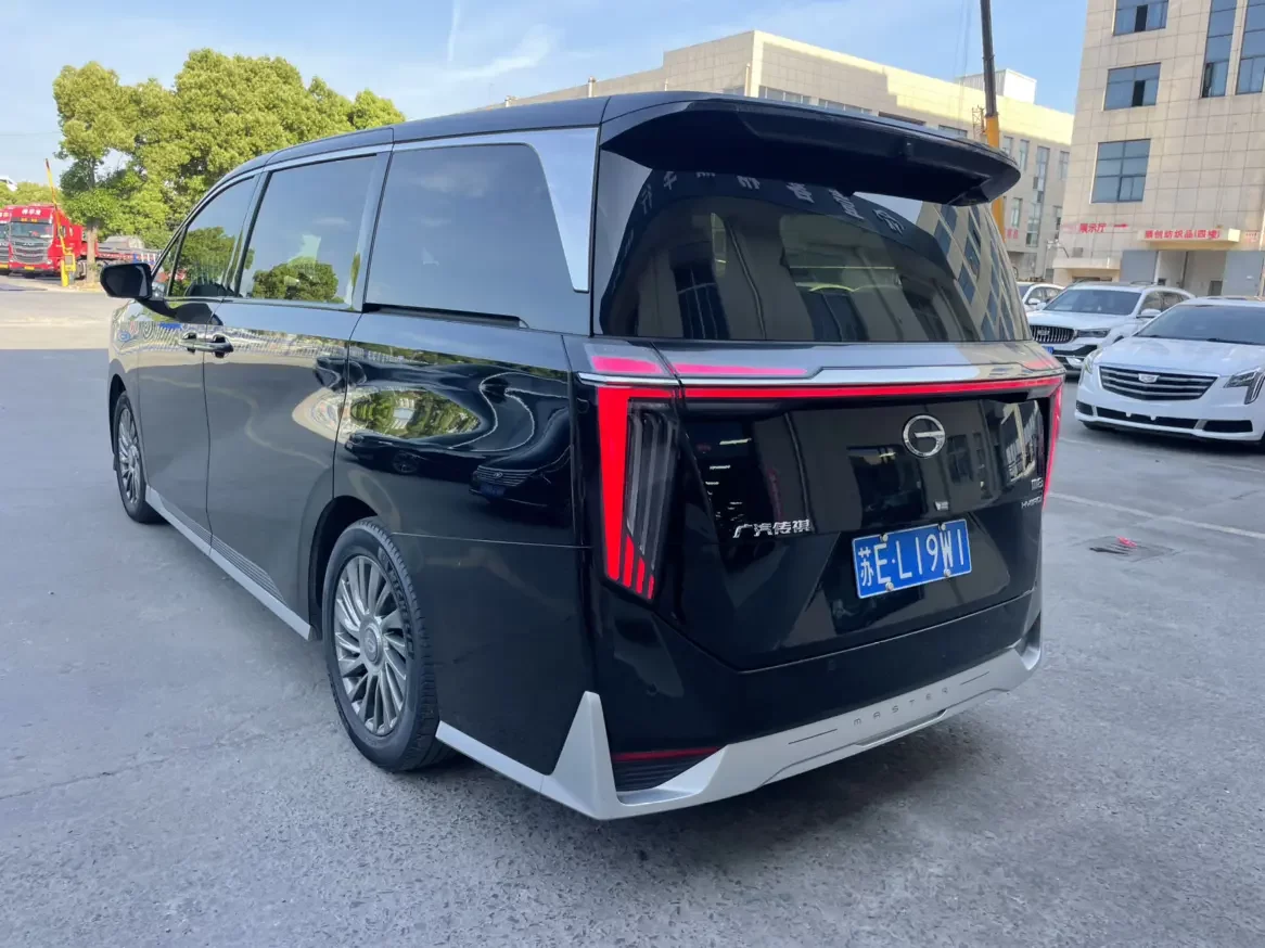 GAC Trumpchi M8