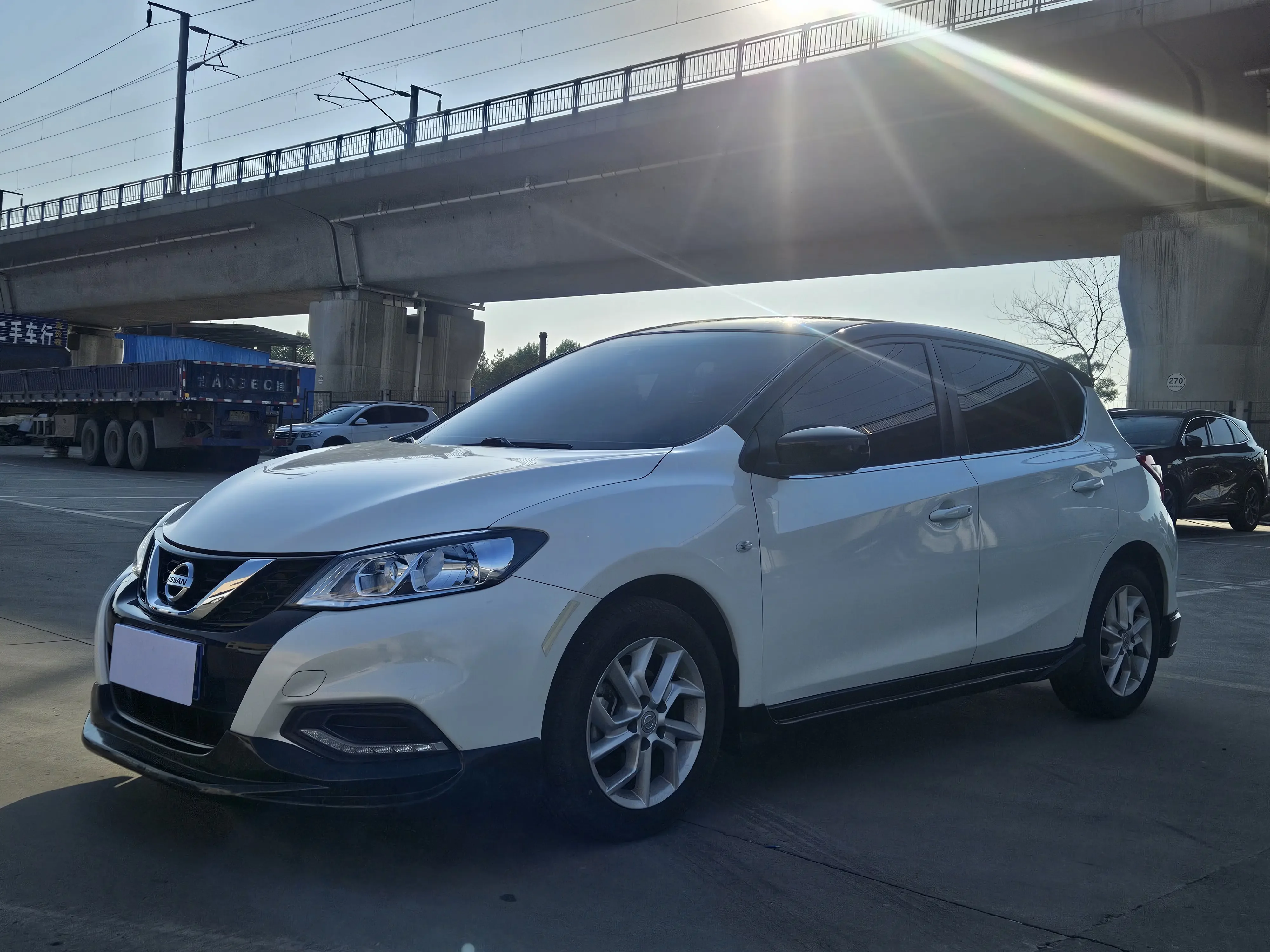 Nissan Tiida