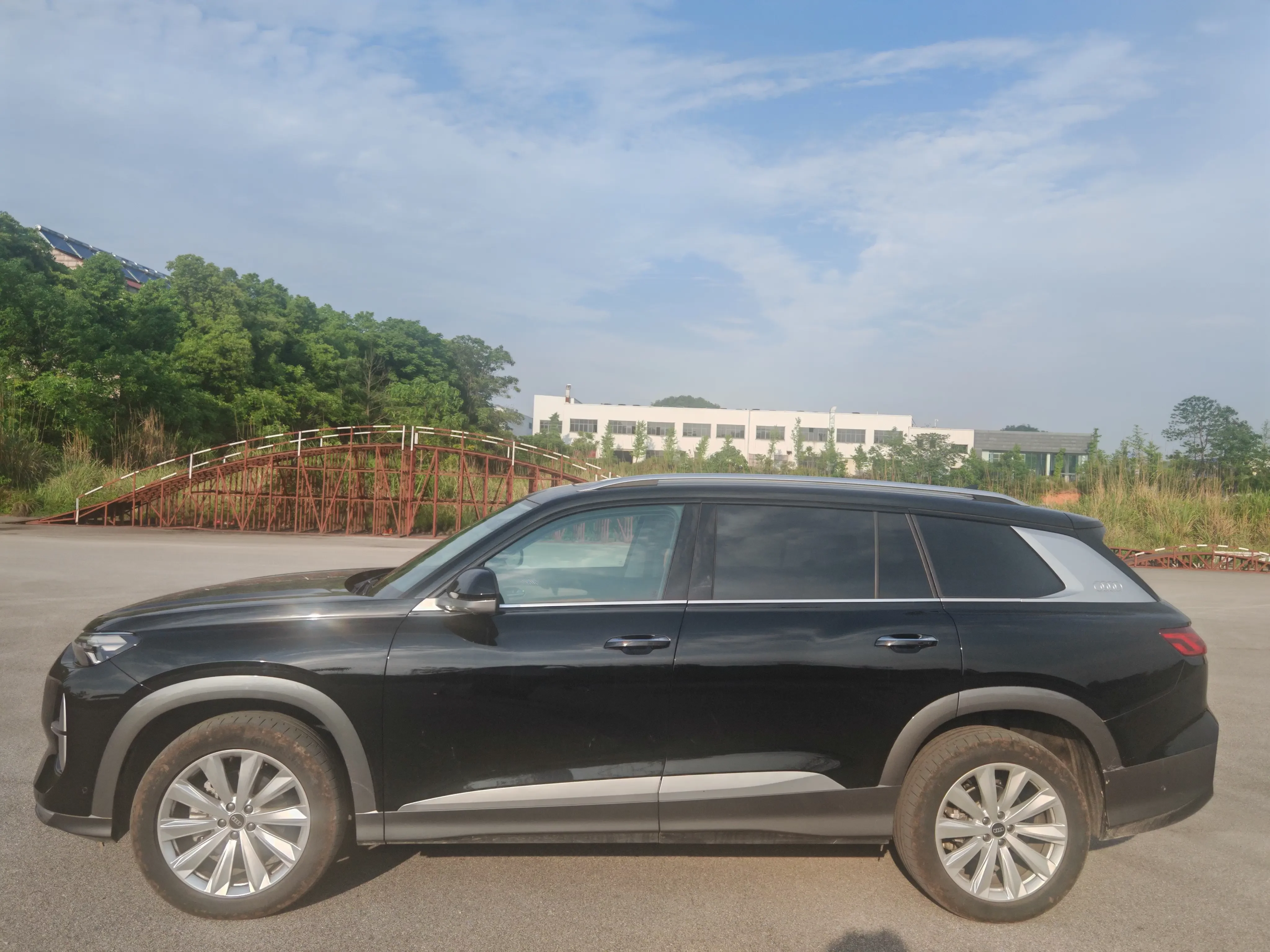 Audi Q6