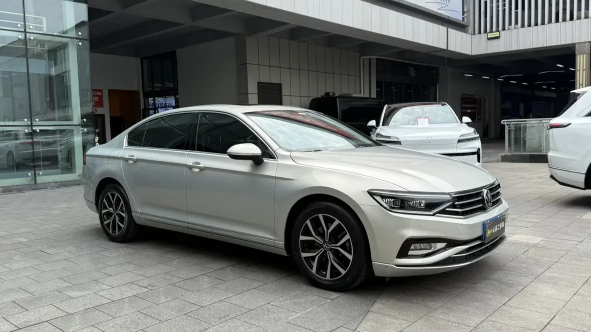 Volkswagen Magotan