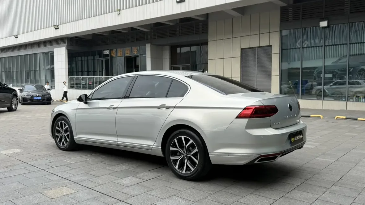 Volkswagen Magotan