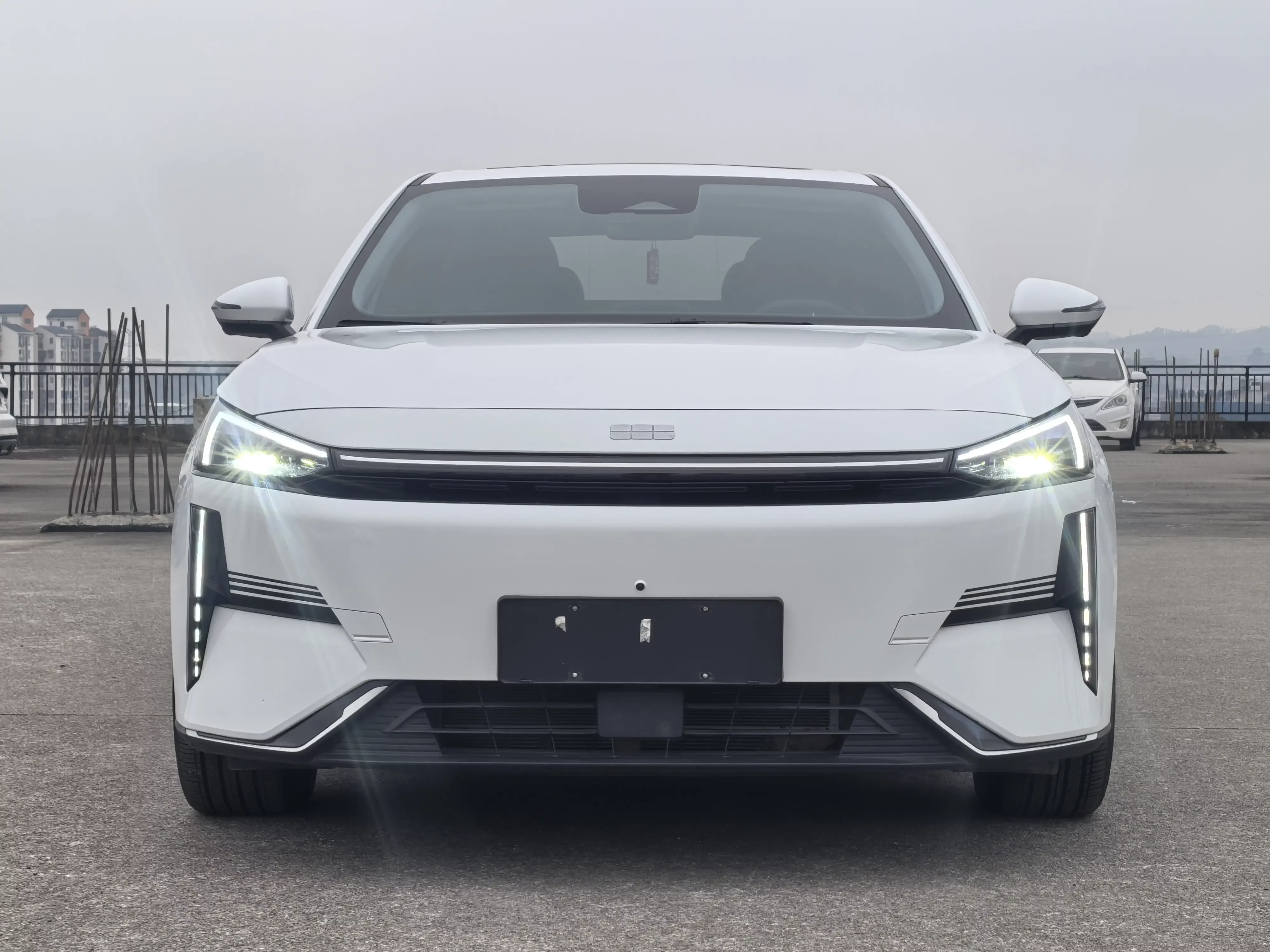 Geely Galaxy L6