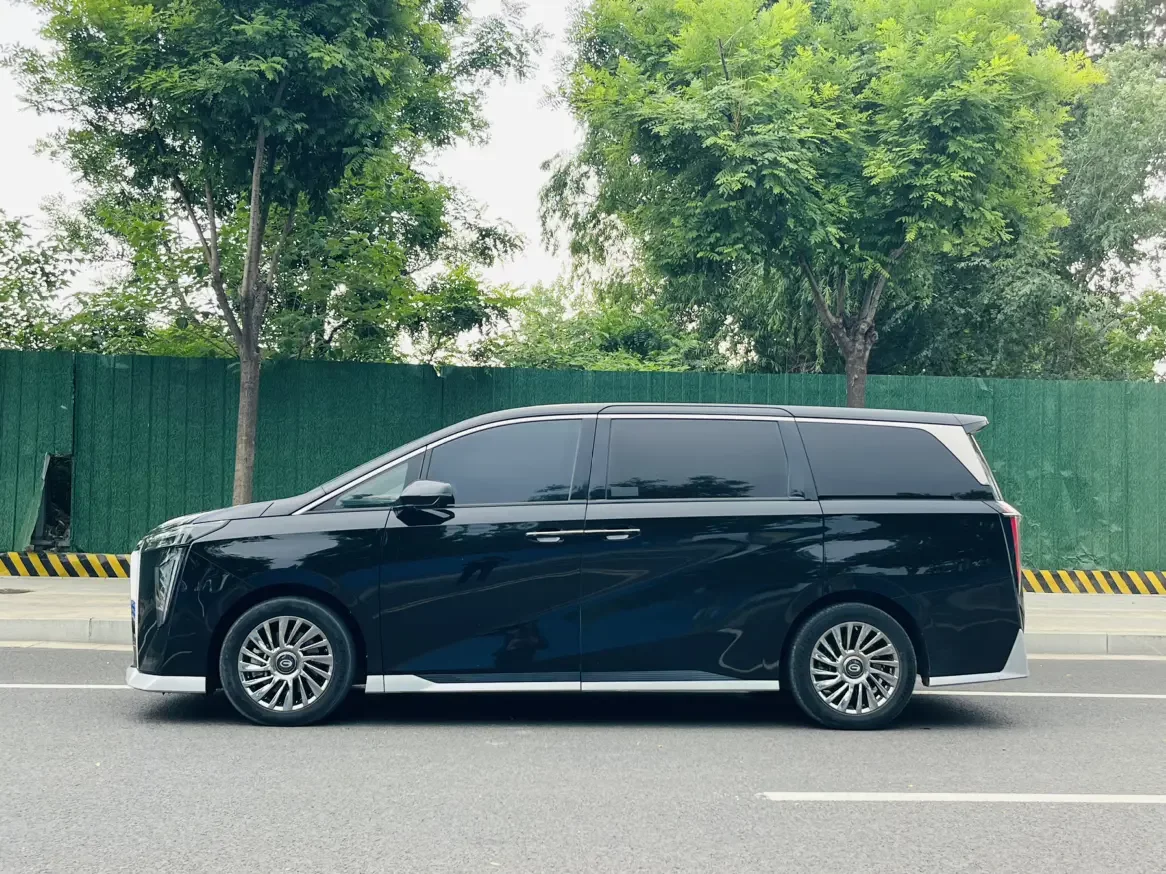 GAC Trumpchi M8