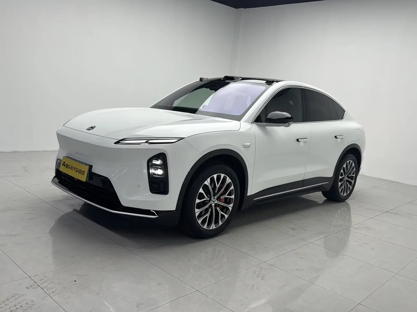 NIO EC6