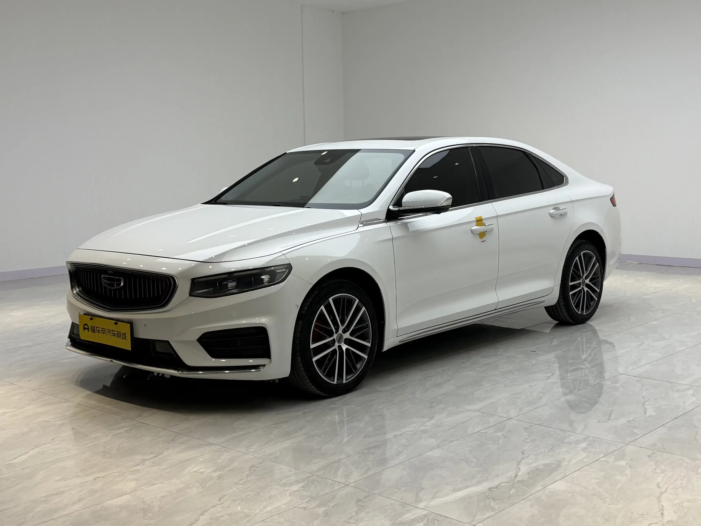 Geely Preface (Xing Rui)  из Китая