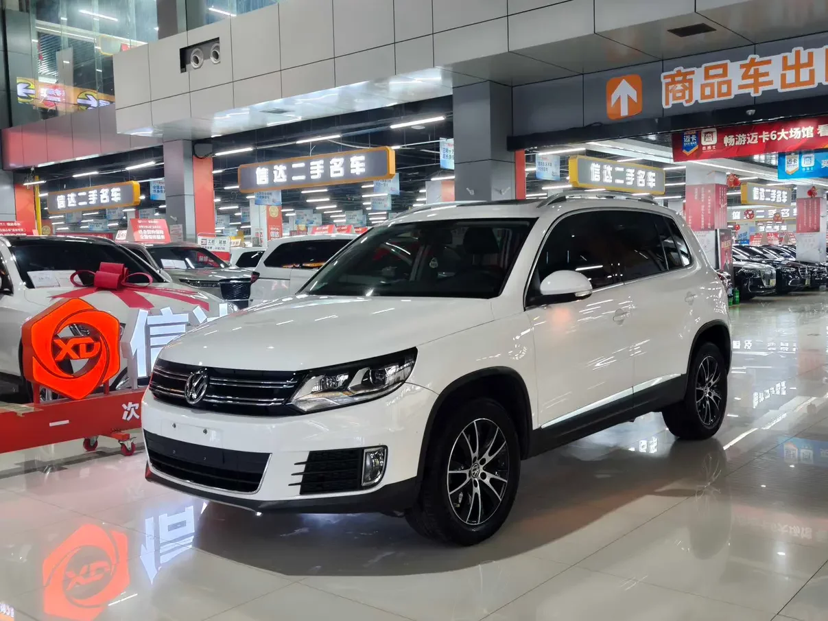 Volkswagen Tiguan (Tharu)
