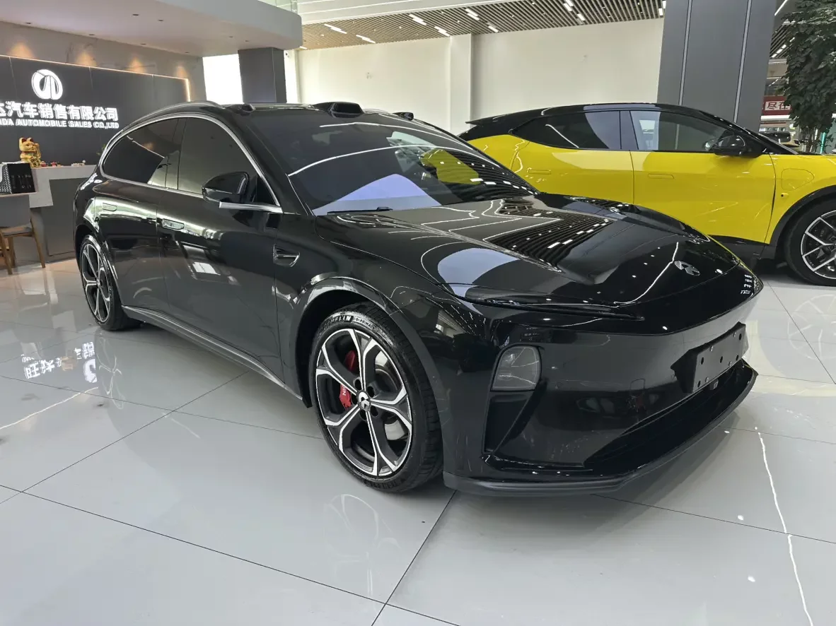 NIO ET5T