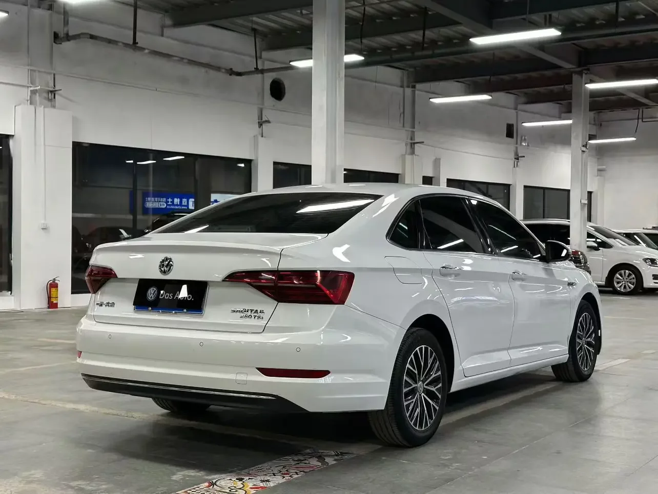 Volkswagen Sagitar