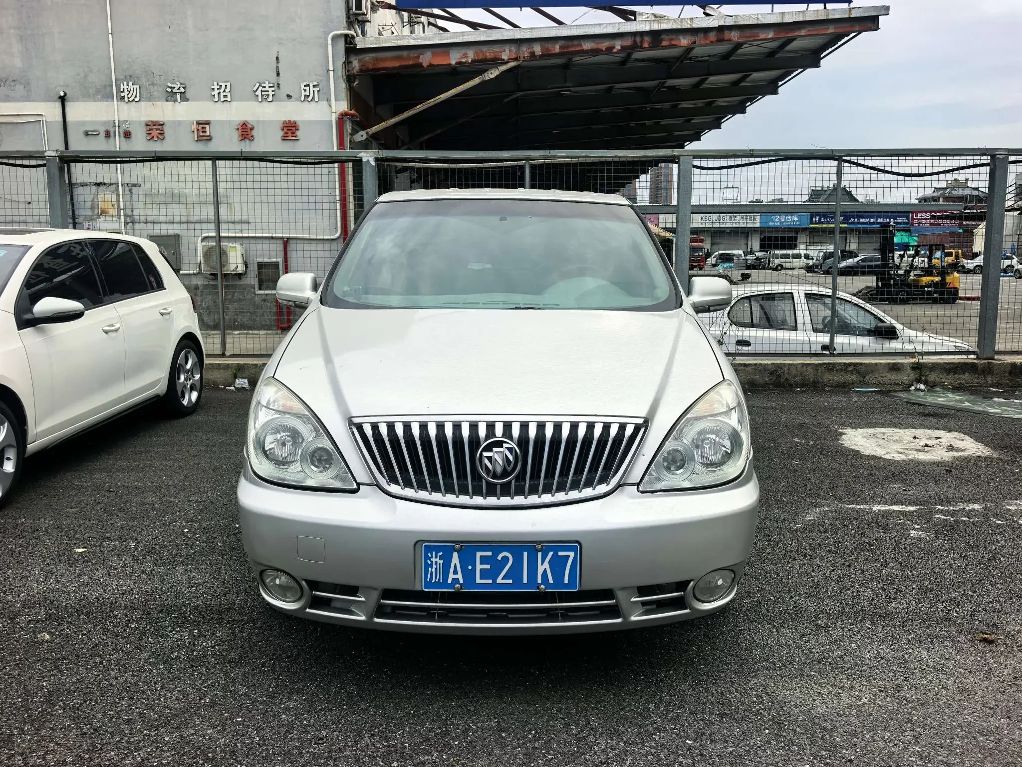 Buick GL8