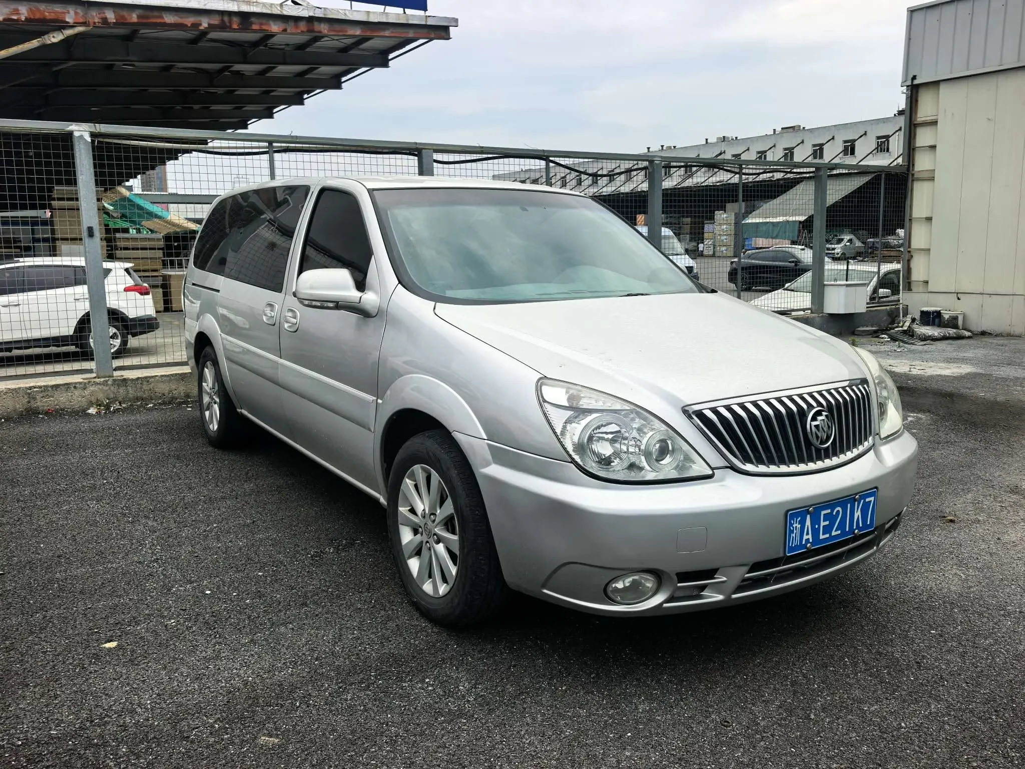 Buick GL8