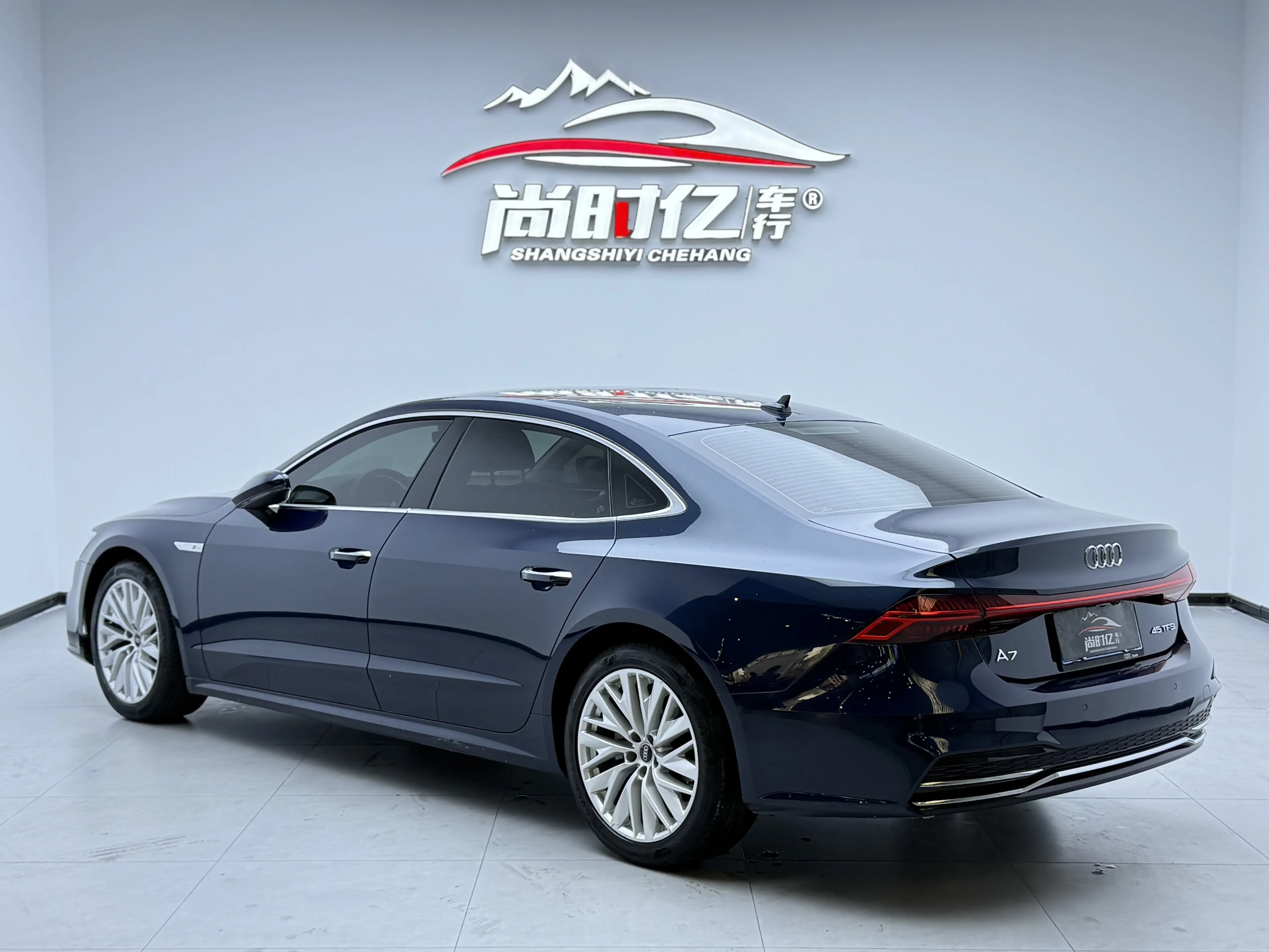 Audi A7L