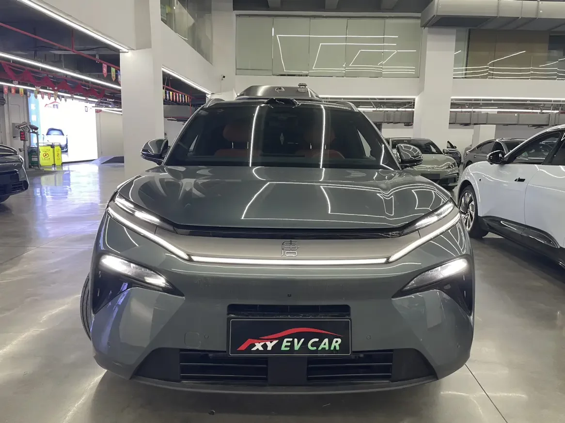 BYD Tang L DM