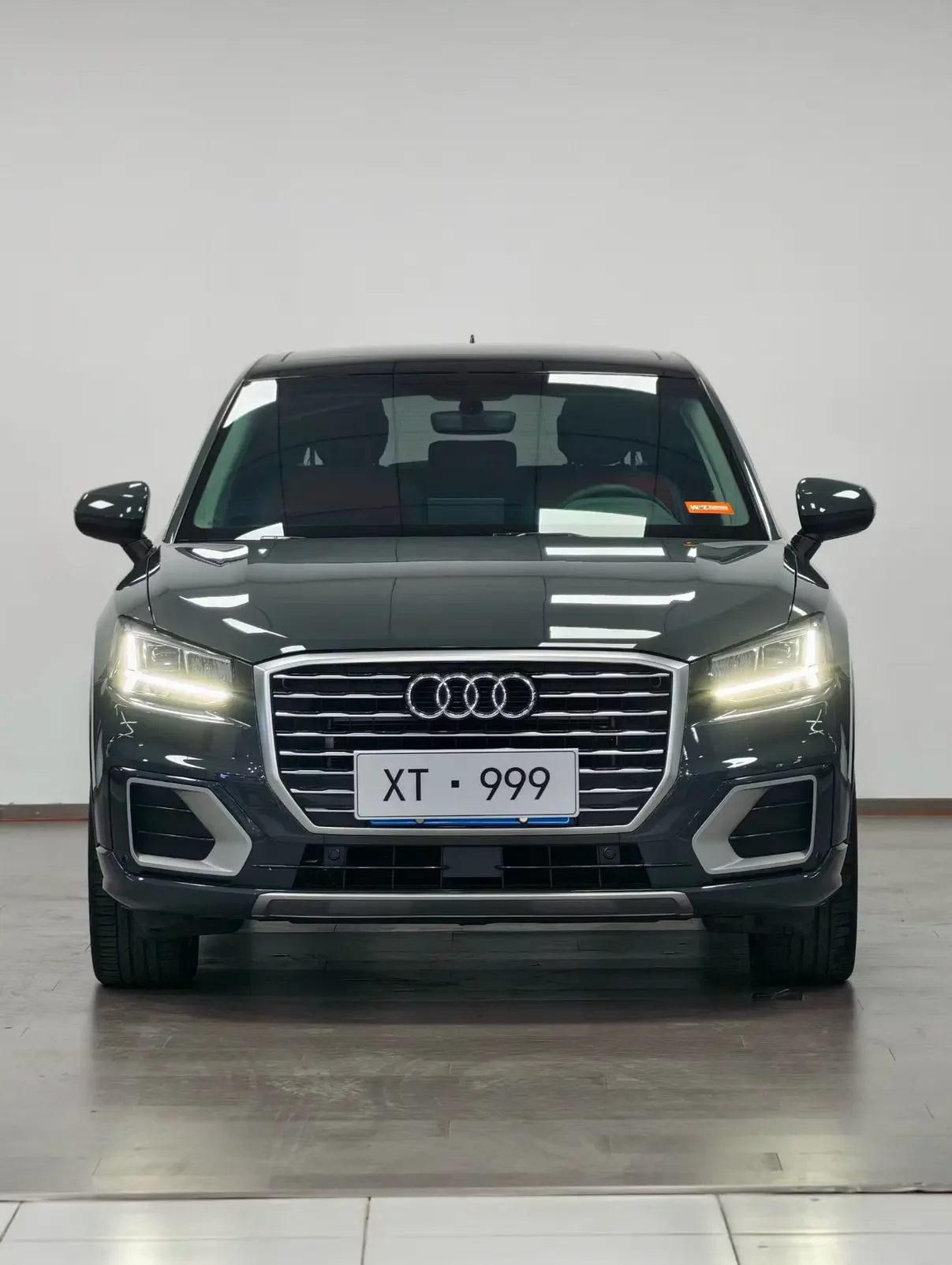 Audi Q2L