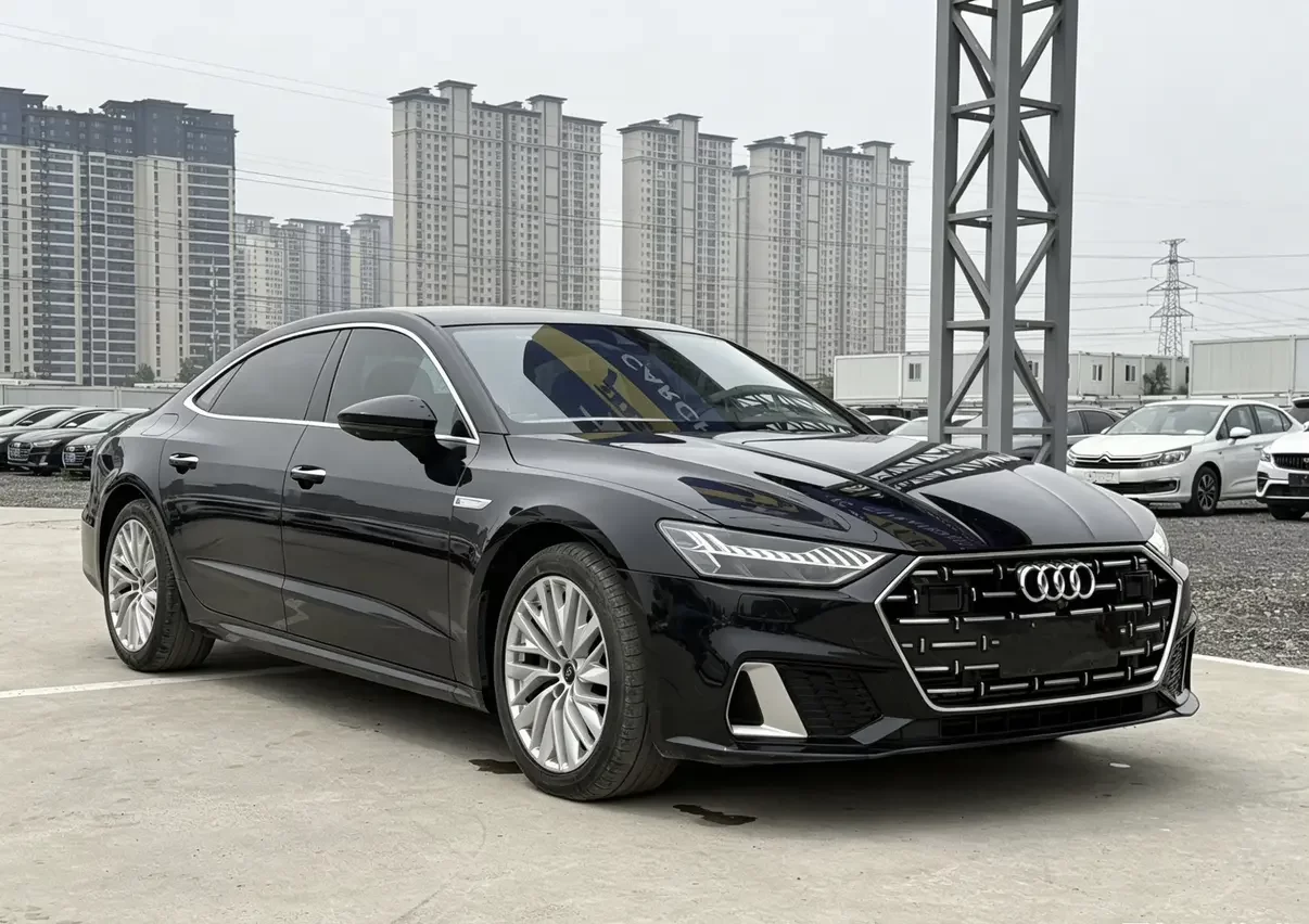 Audi A7L