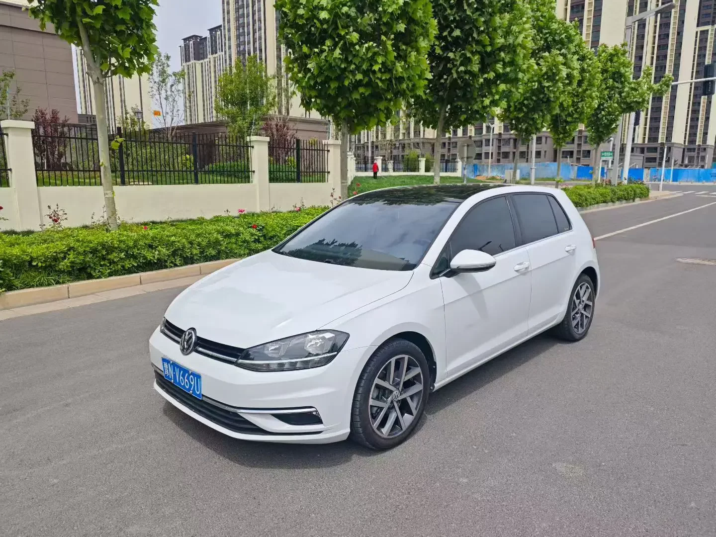 Volkswagen golf