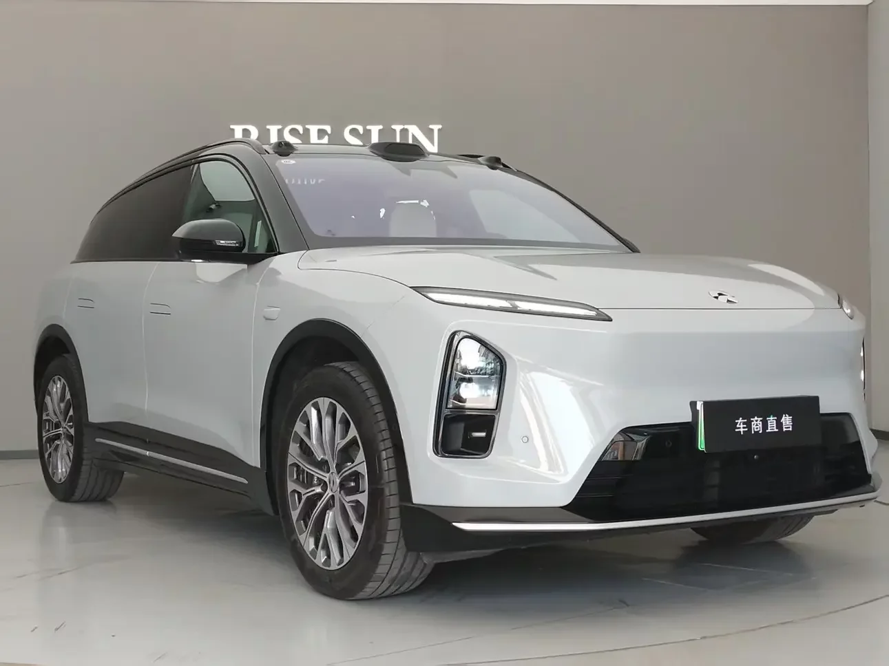NIO ES6