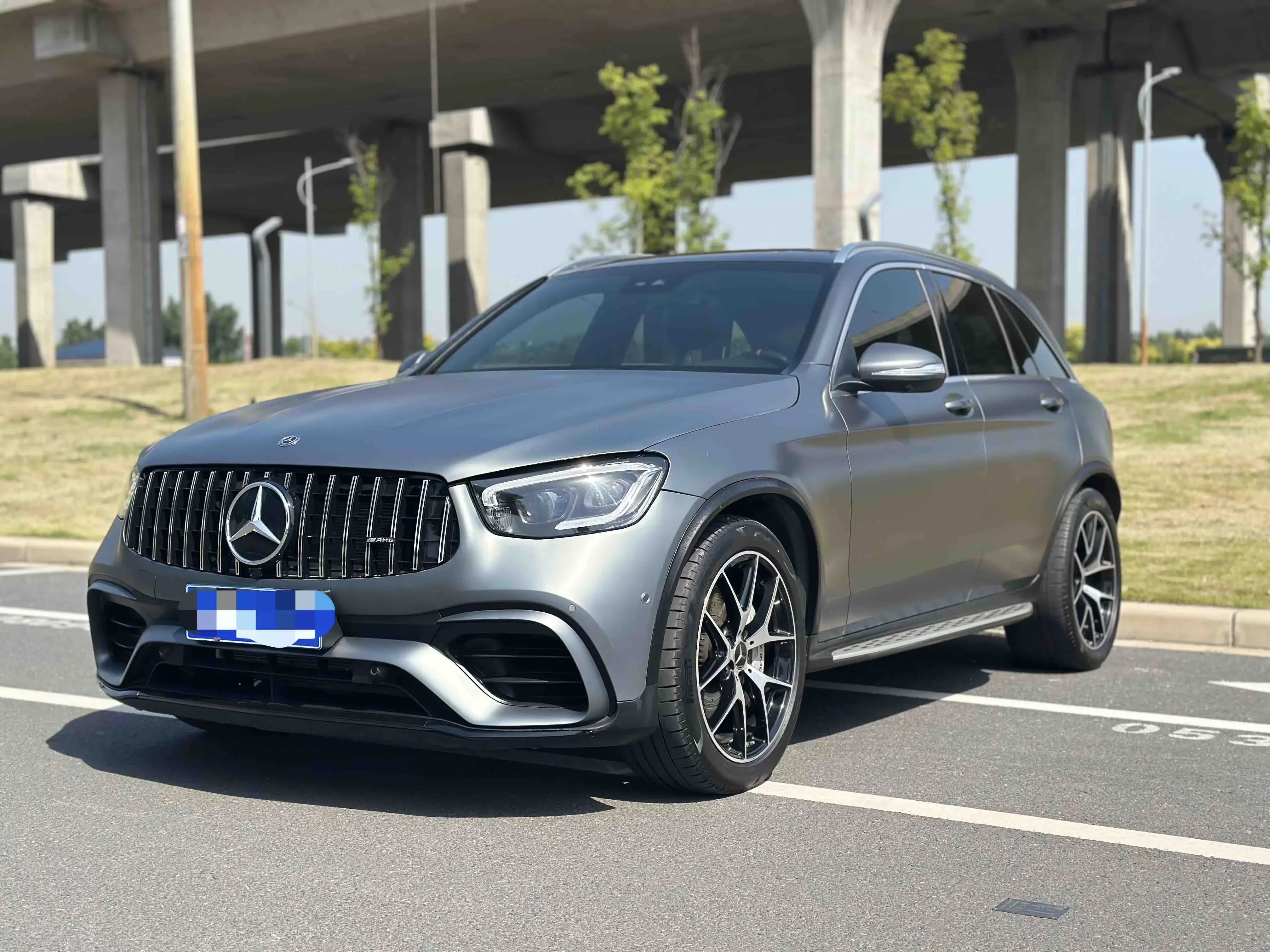 Mercedes-Benz GLC AMG