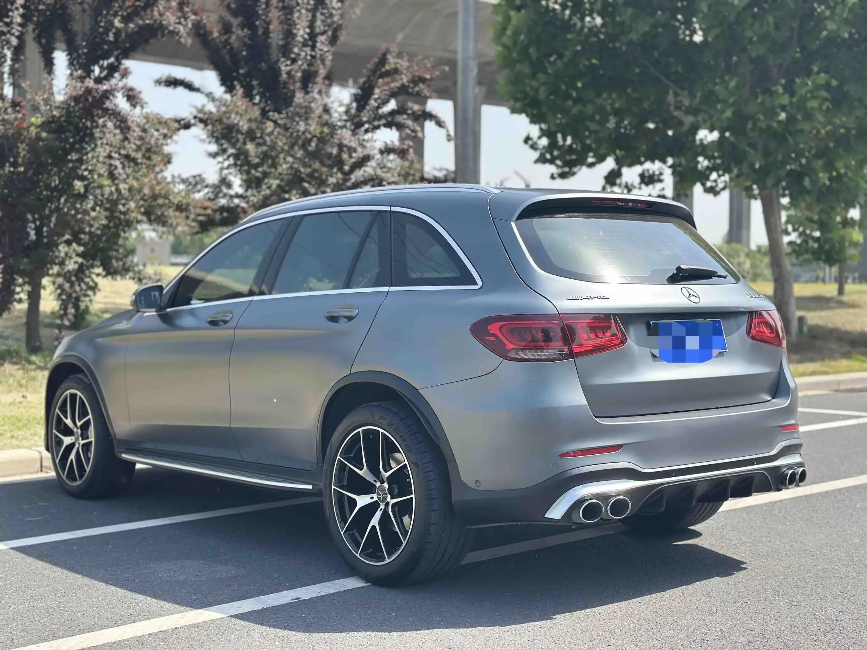 Mercedes-Benz GLC AMG