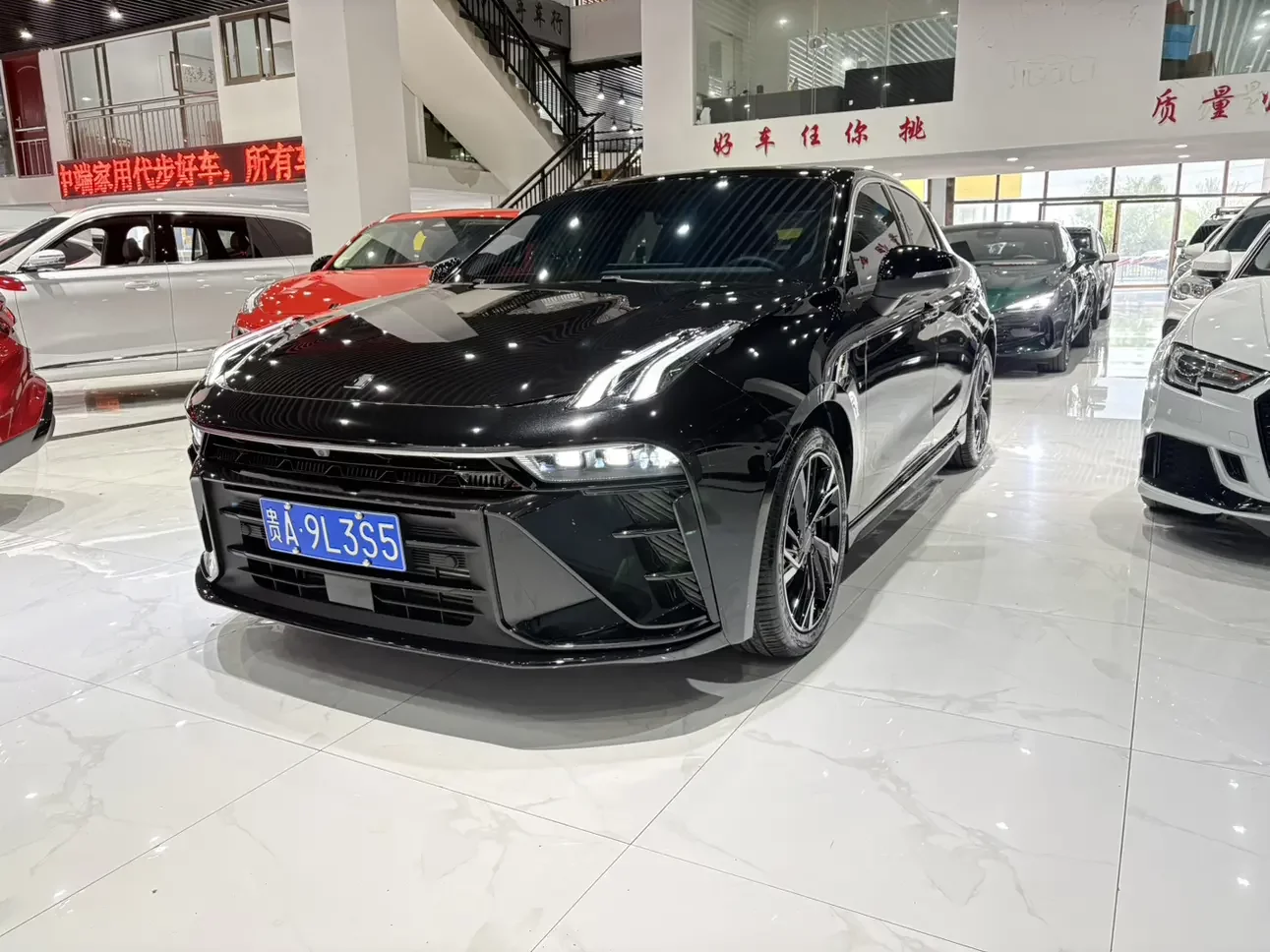 Lynk & Co 03