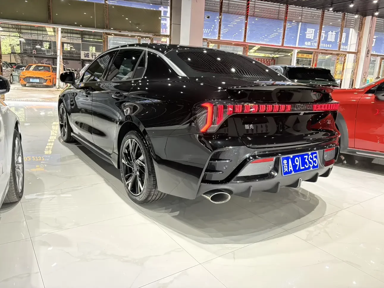 Lynk & Co 03