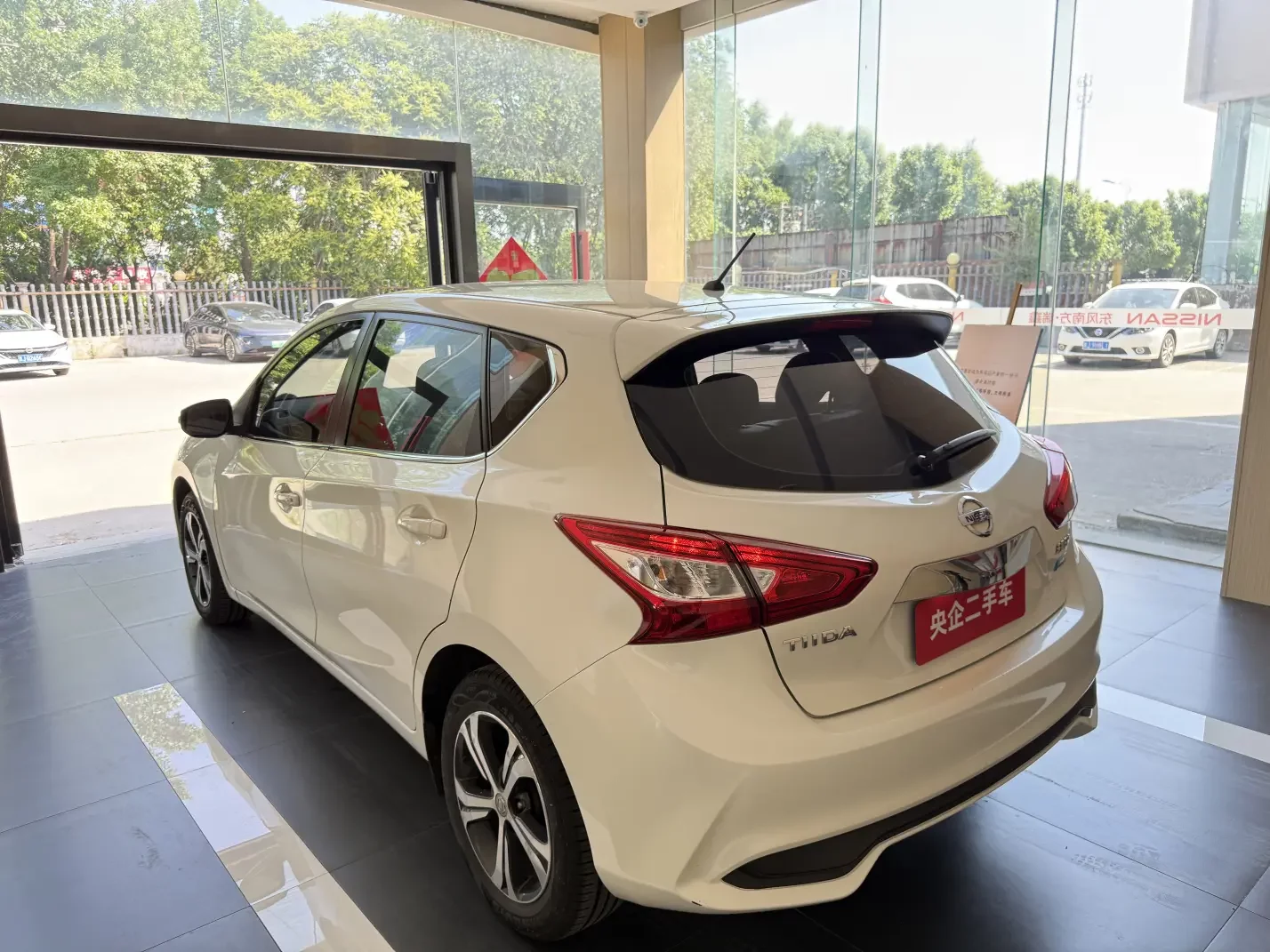 Nissan Tiida