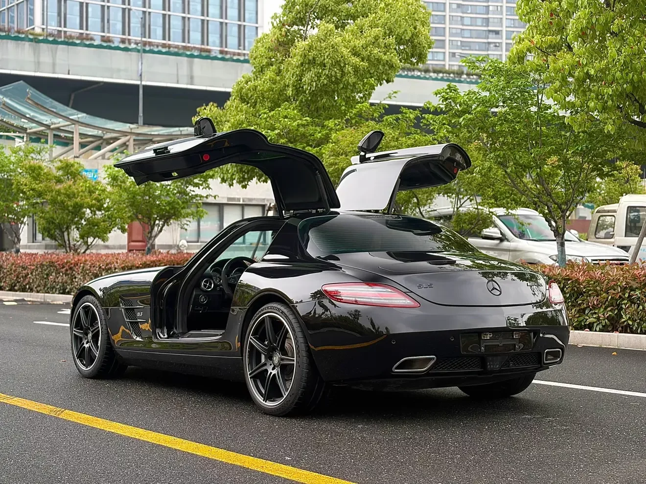 Mercedes-Benz SLS-Class AMG