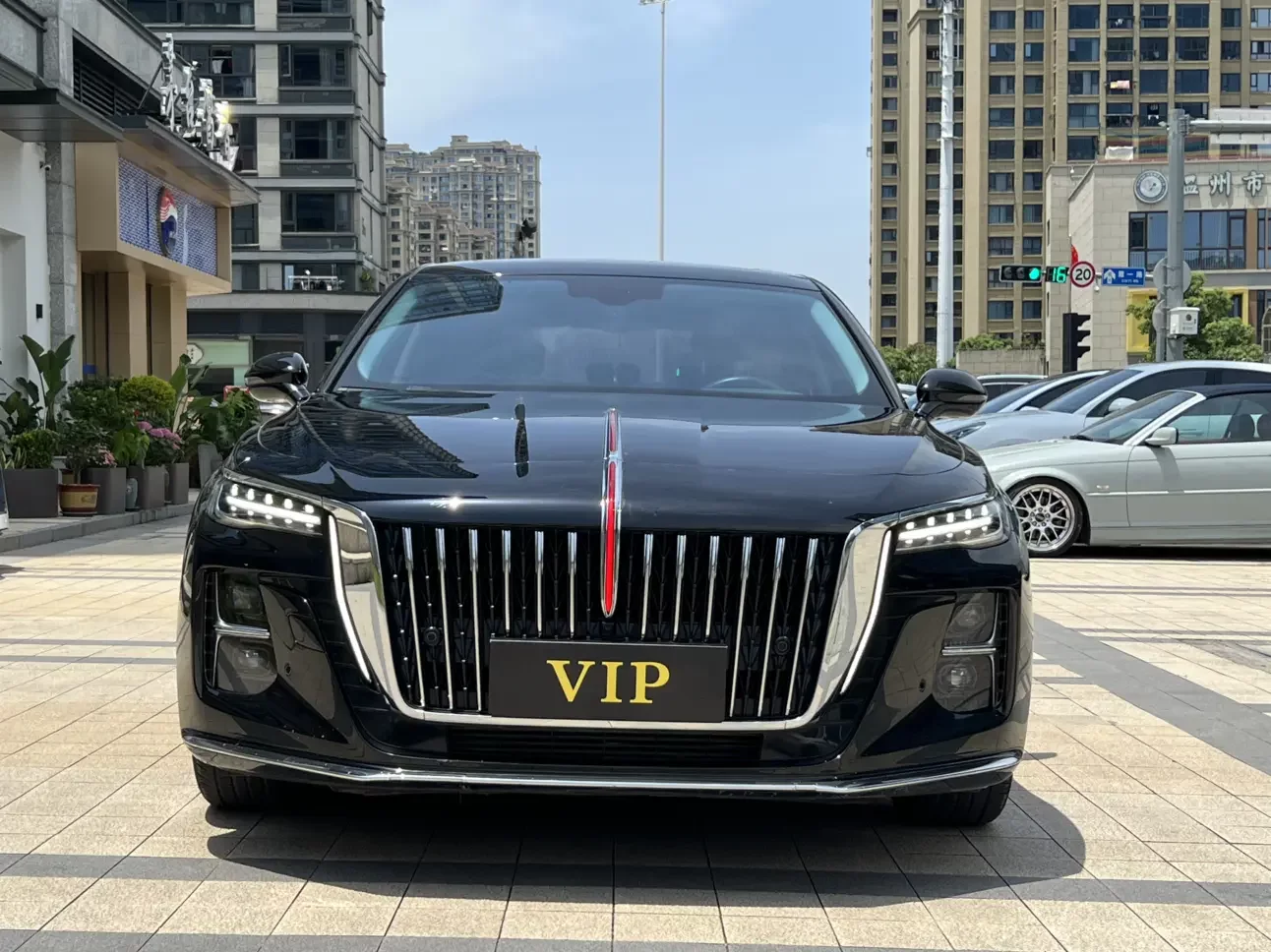 Hongqi H5
