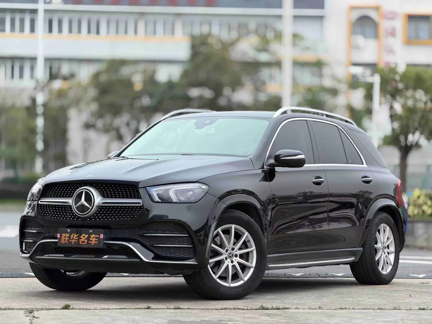 Mercedes-Benz GLE (Imported)