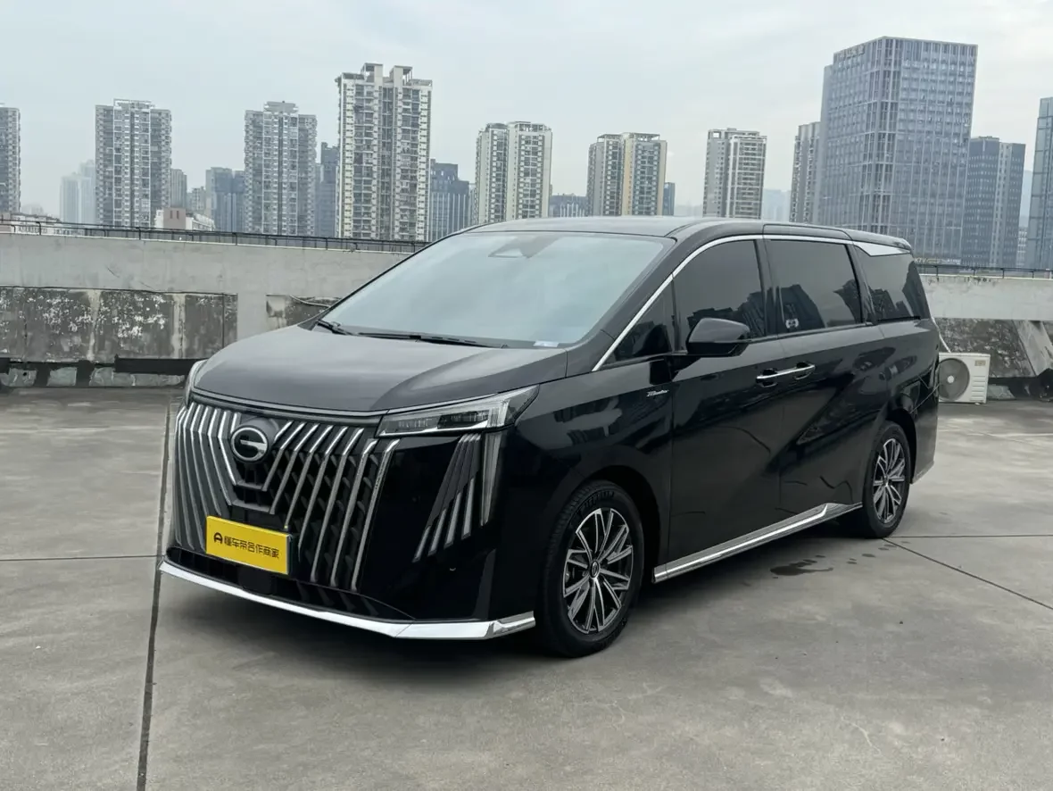 GAC Trumpchi M8