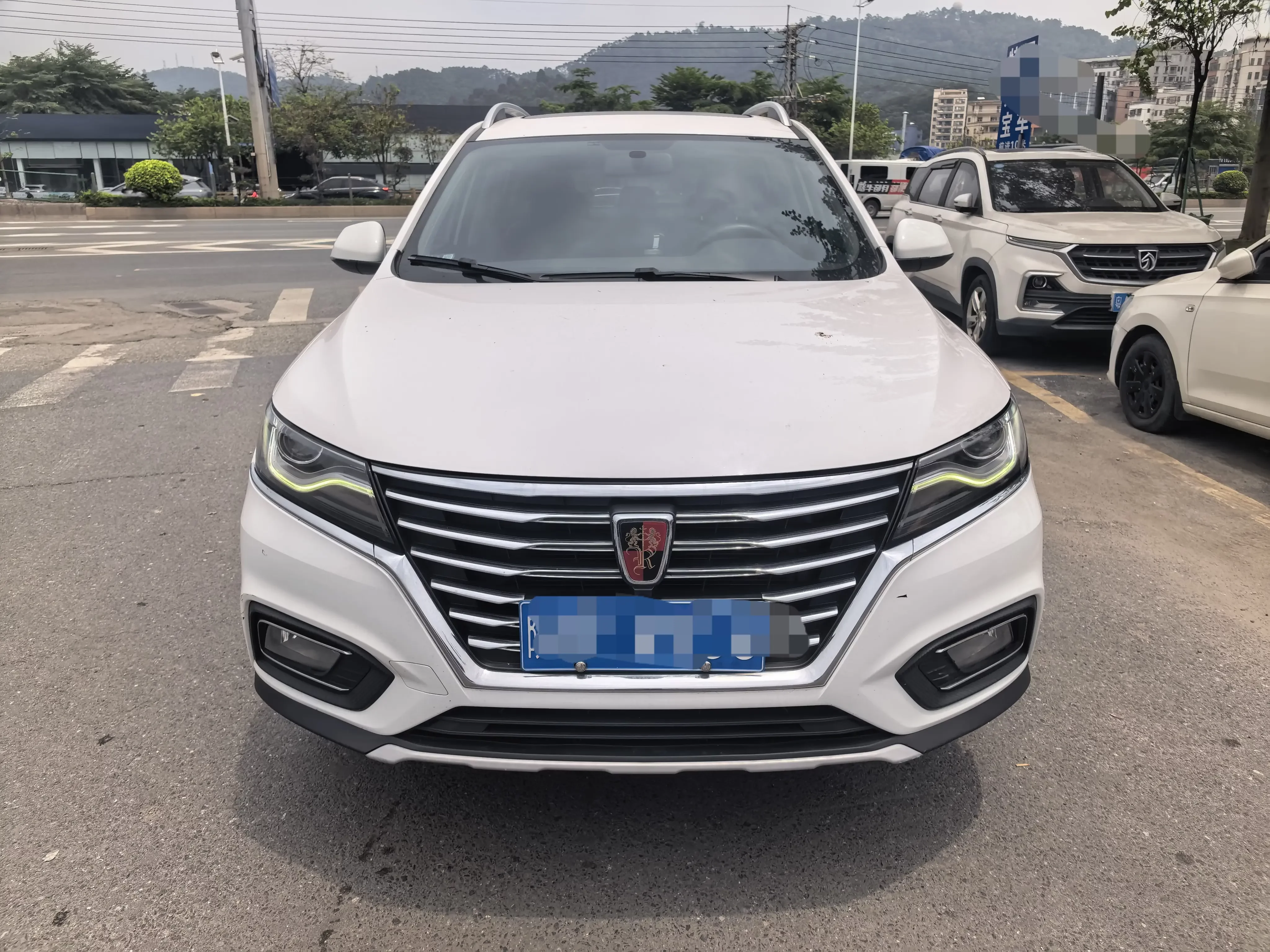 Roewe RX5