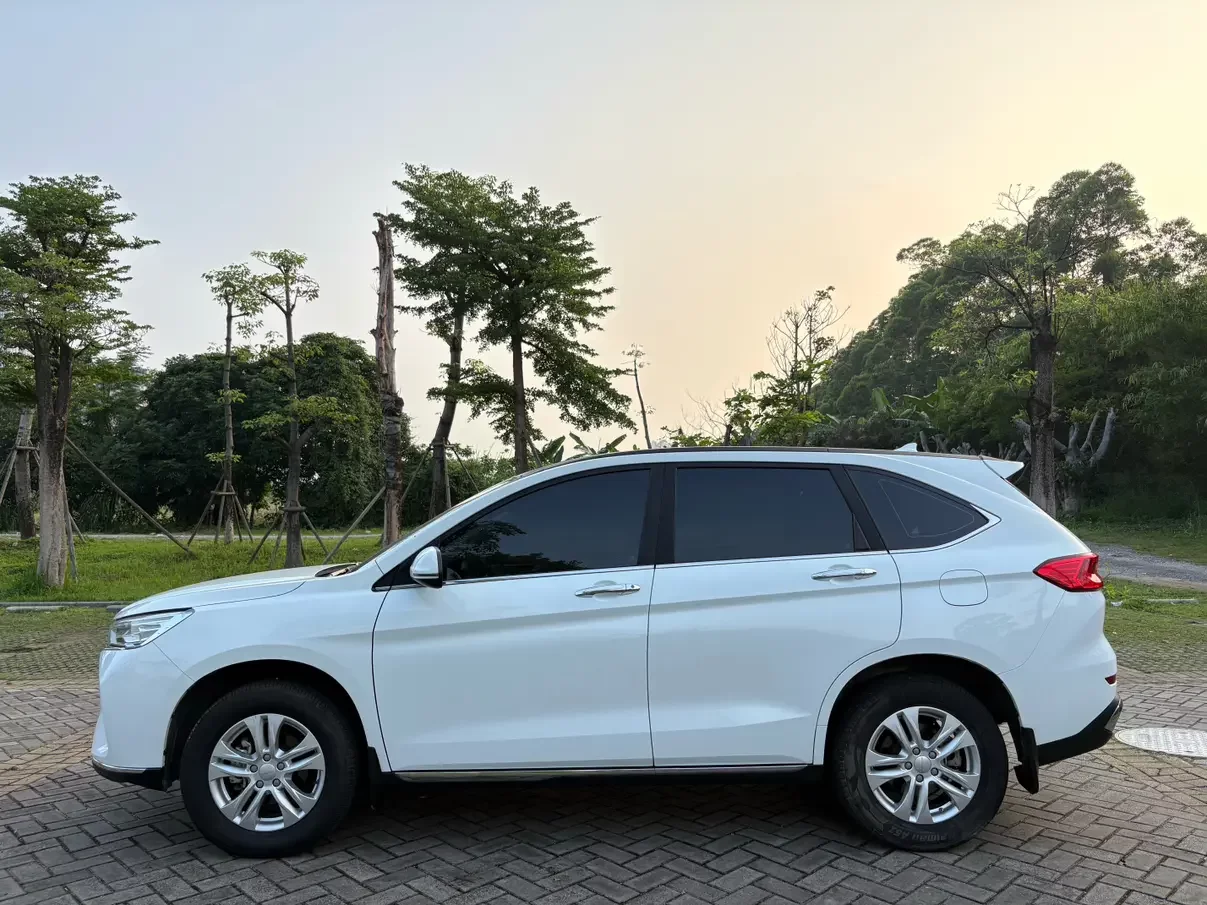 Haval M6
