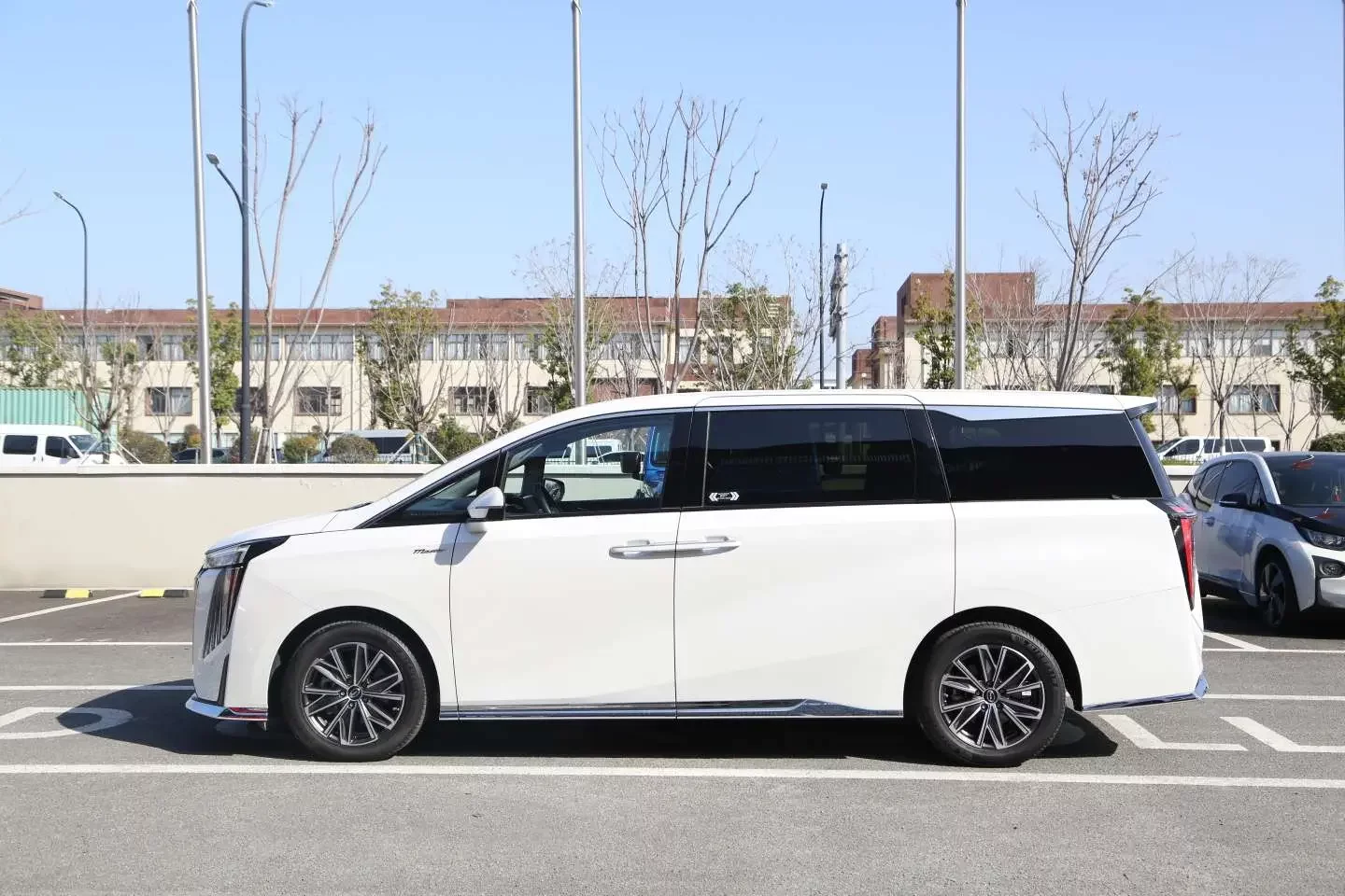 GAC Trumpchi M8