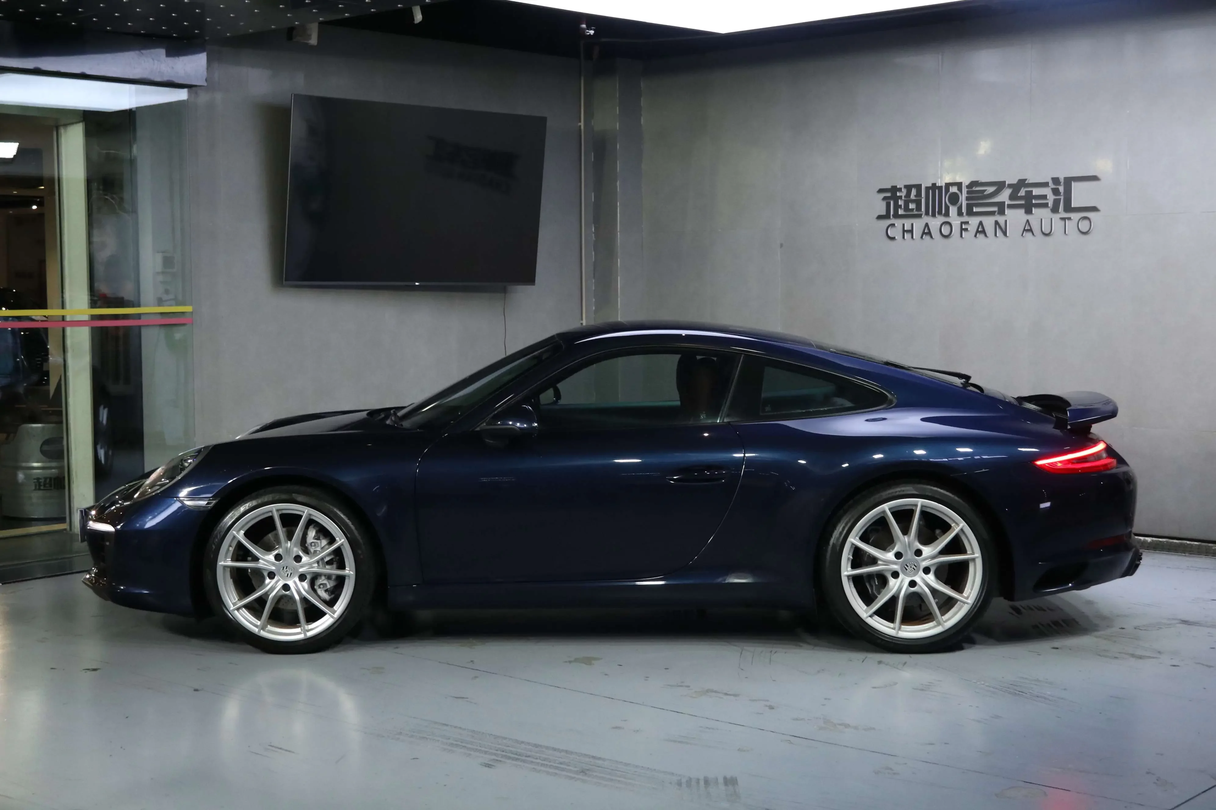 Porsche 911