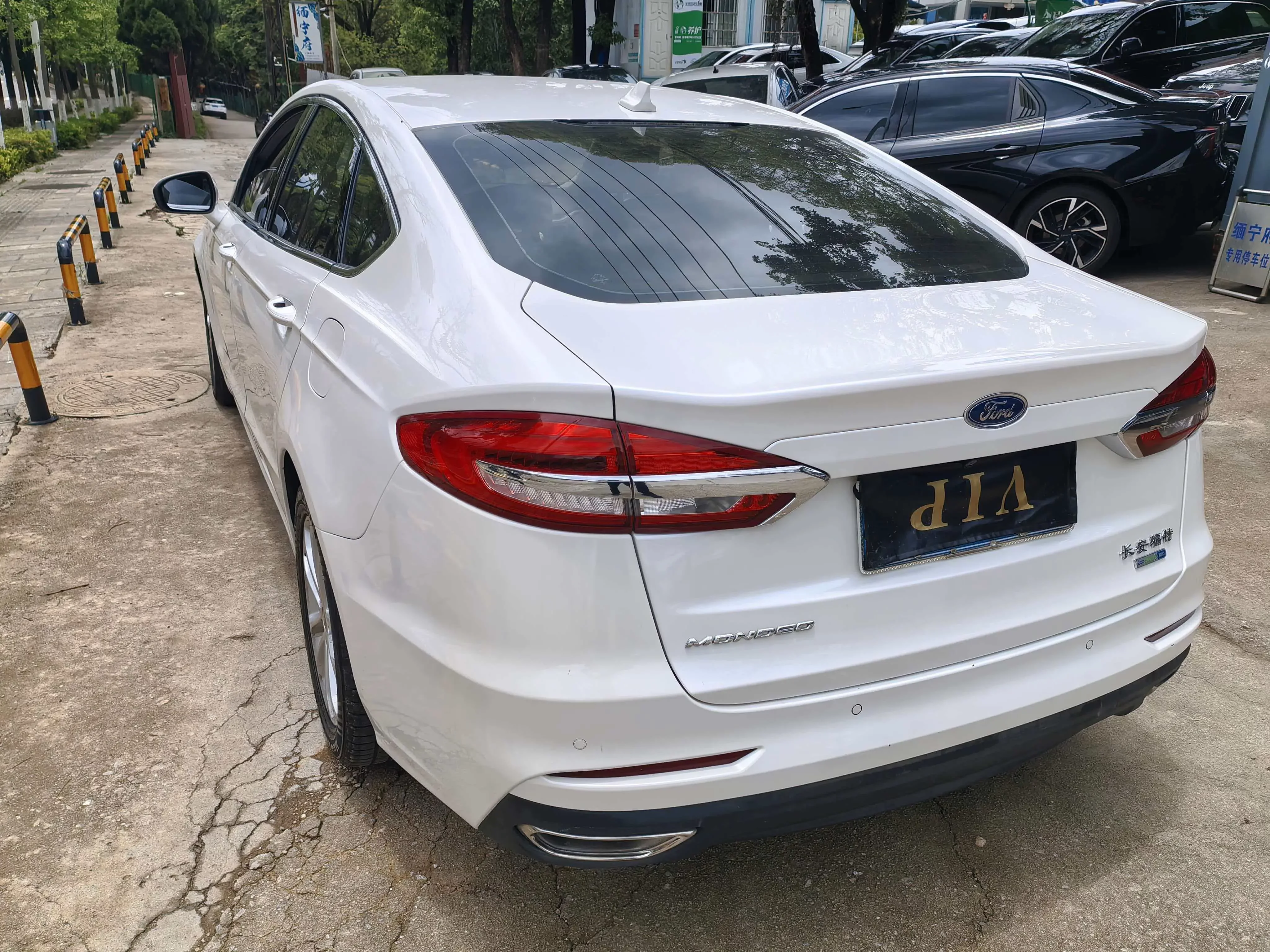 Ford Mondeo