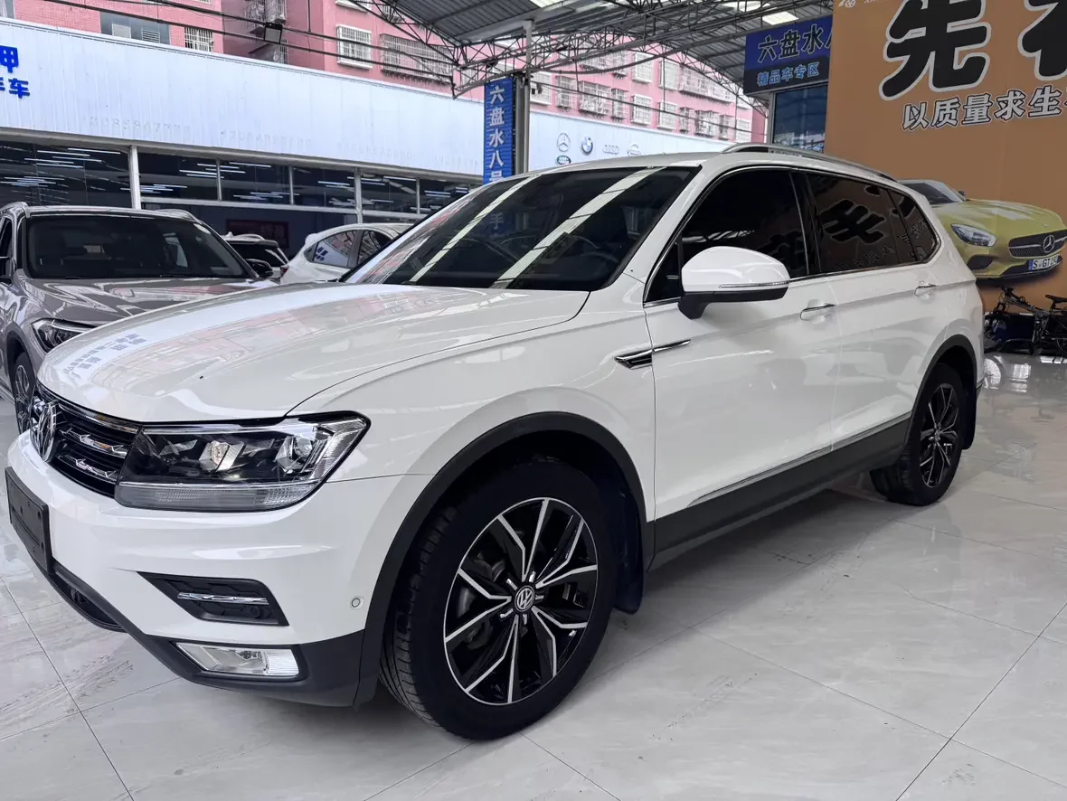 Volkswagen Tiguan L
