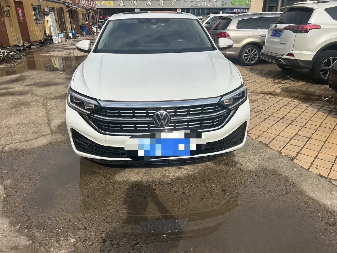 Volkswagen Sagitar