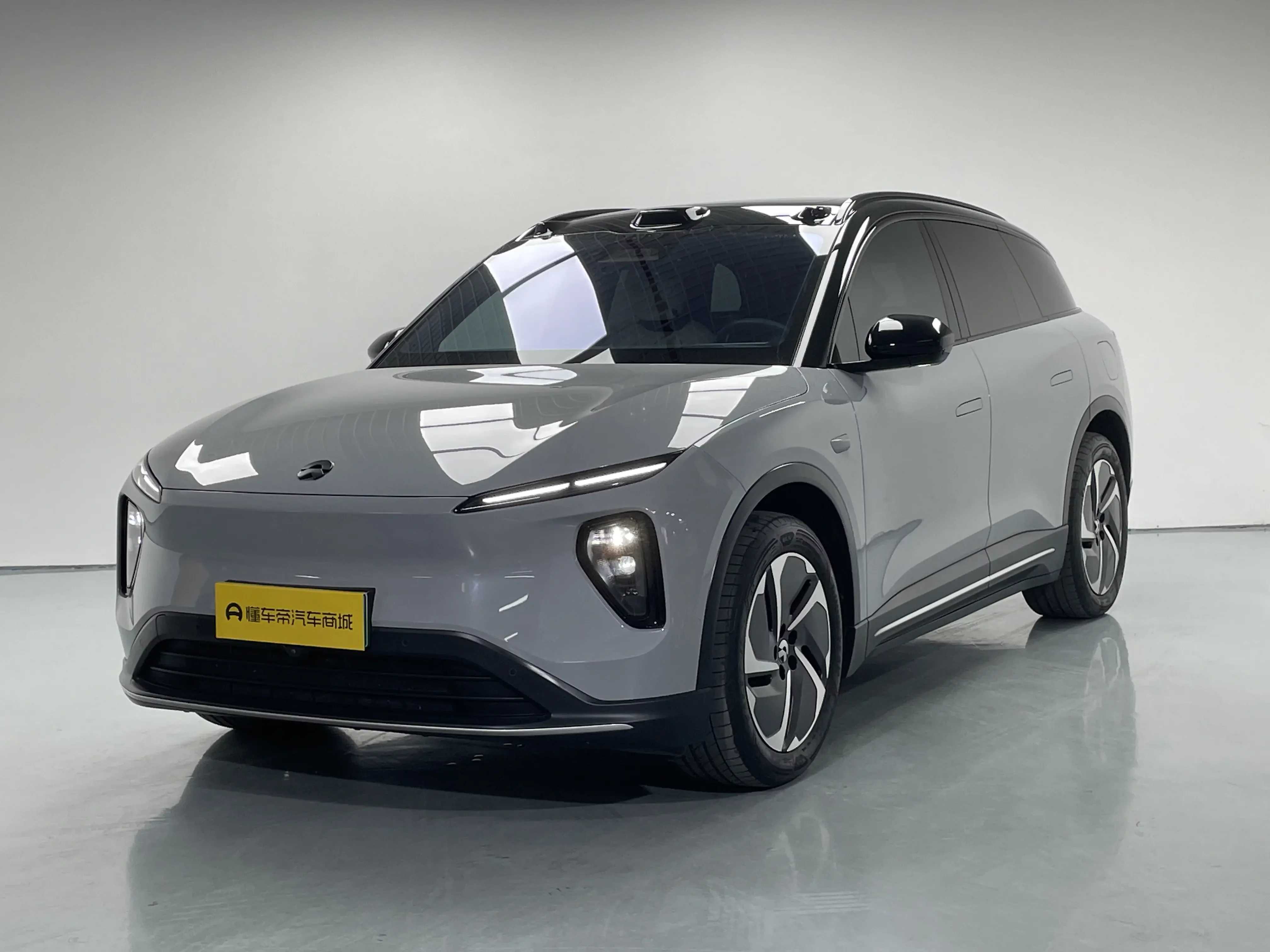 NIO ES6