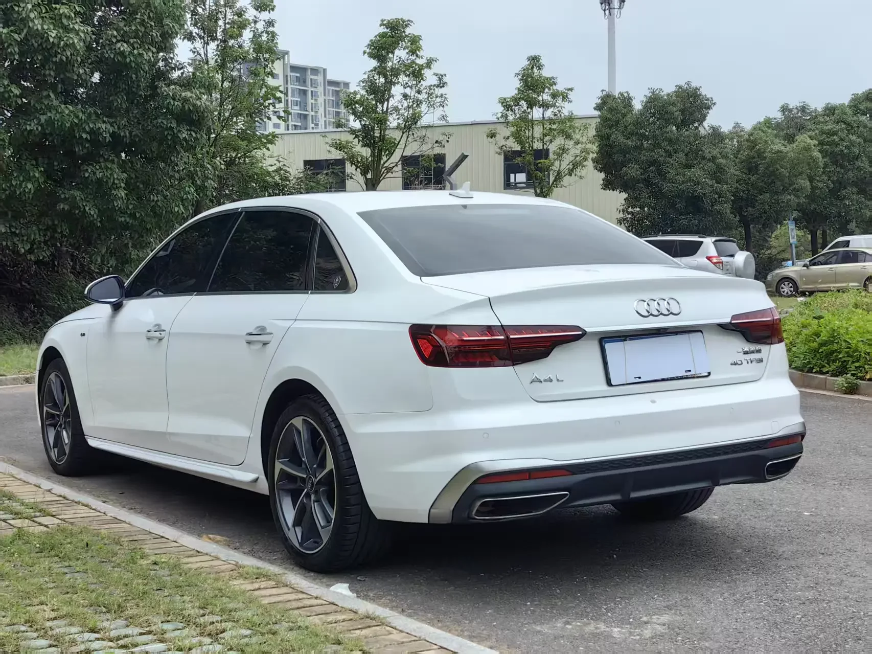 Audi A4L