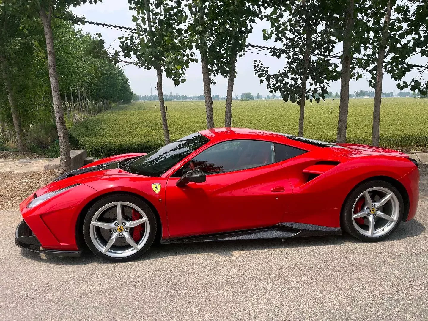 Ferrari 488